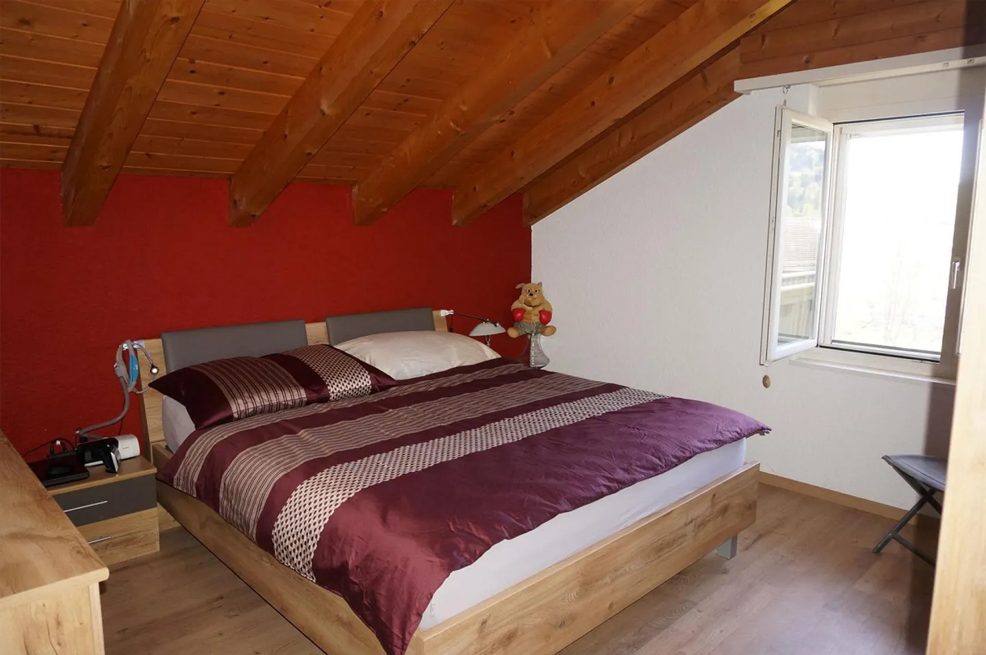 5.5-Room Penthouse Apartment with Panoramic View, Balcony and Double Underground Garage - Photo 10 of 14