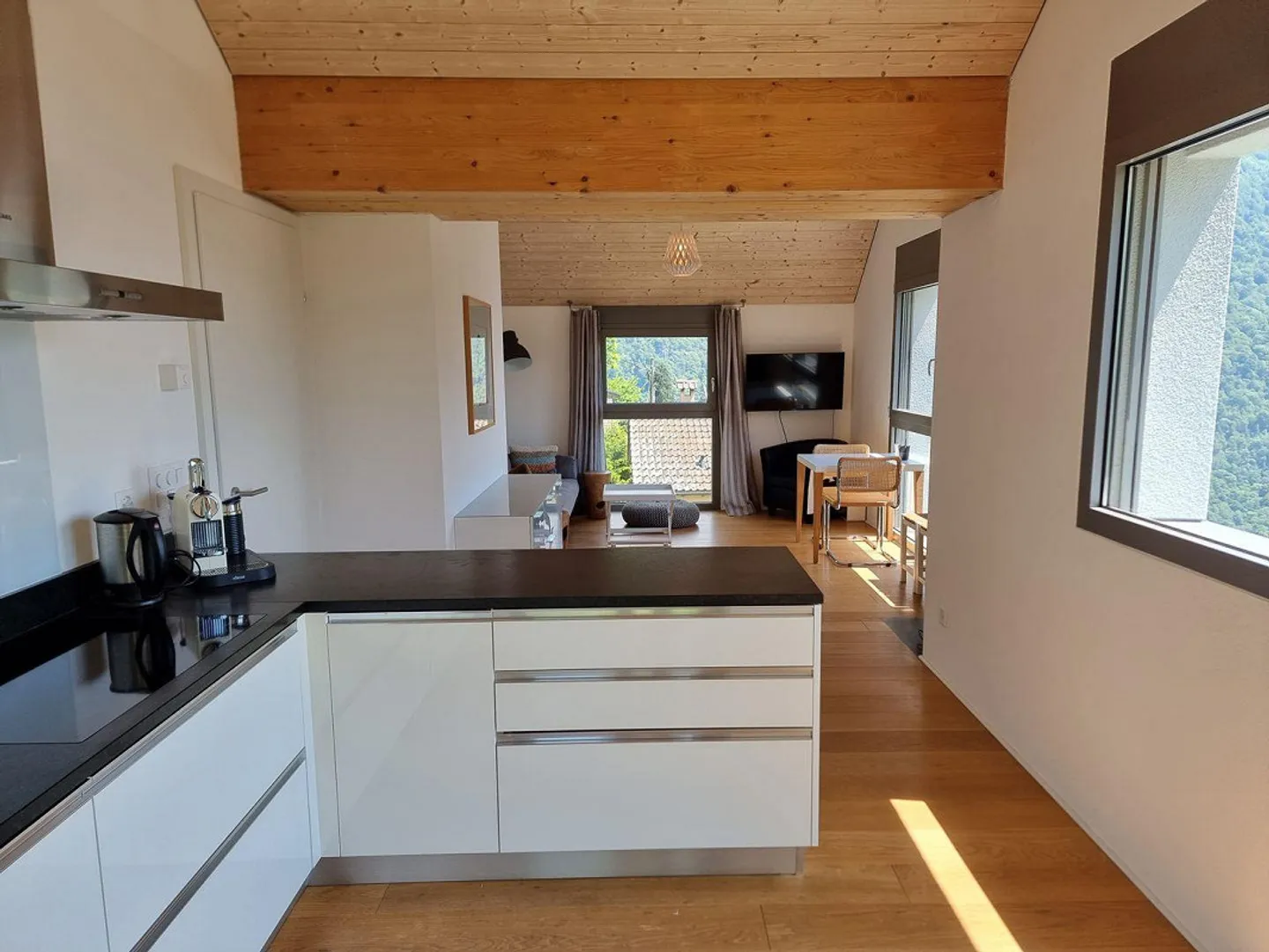 Sonniges Einfamilienhaus mit Seeblick - Foto 4 von 14