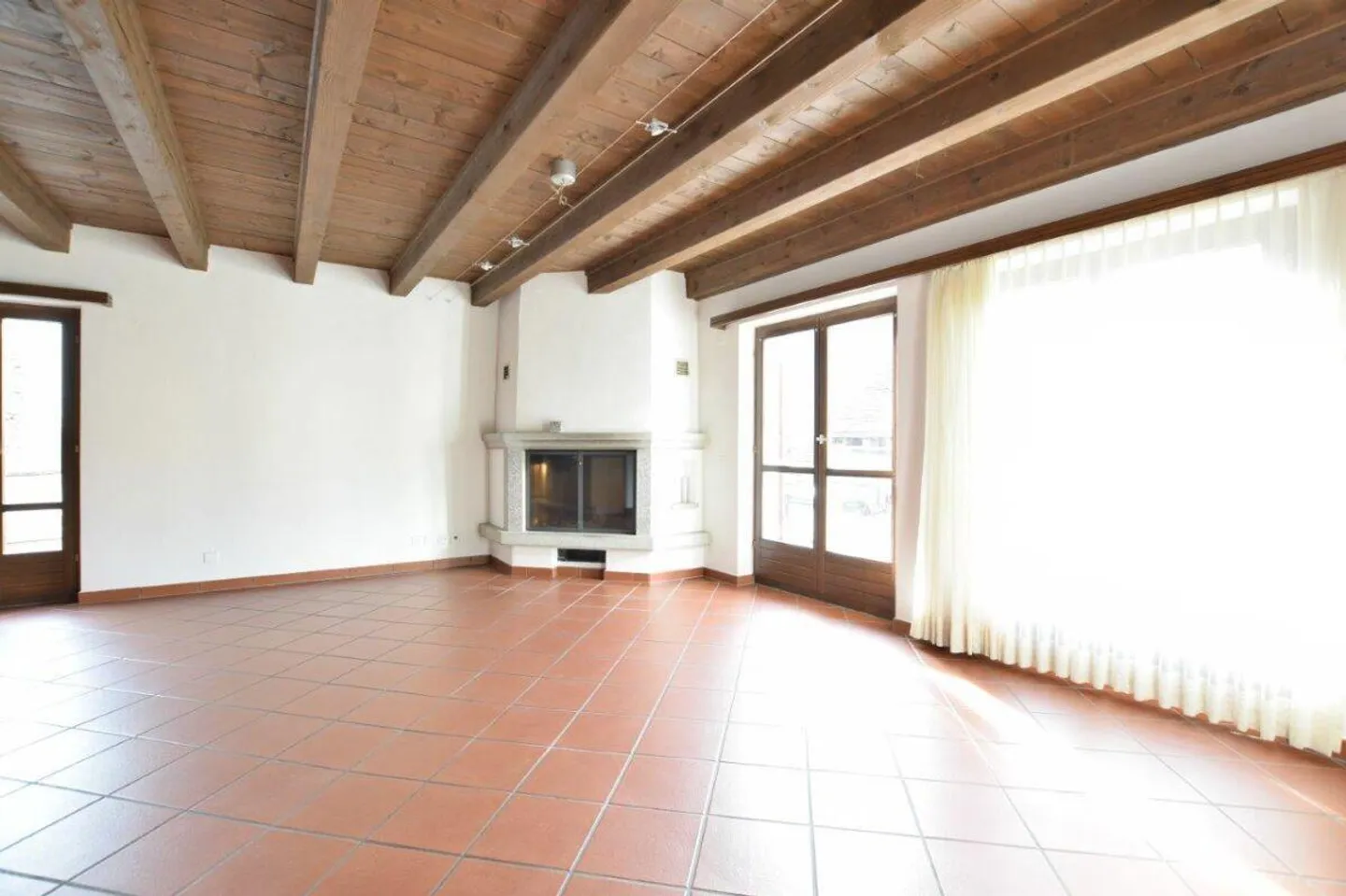 Charakteristisches Einfamilienhaus - Foto 3 von 10