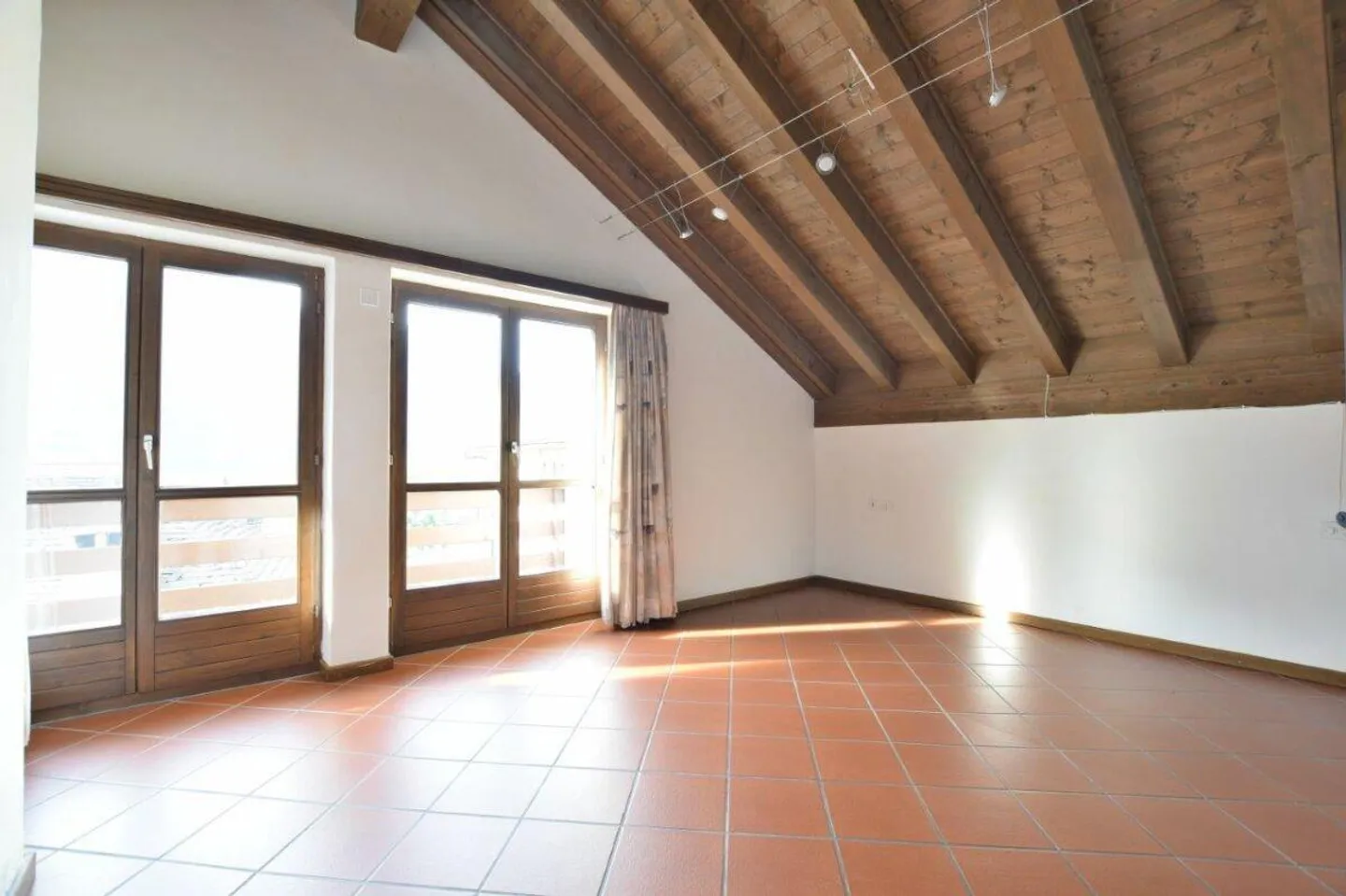 Charakteristisches Einfamilienhaus - Foto 4 von 10