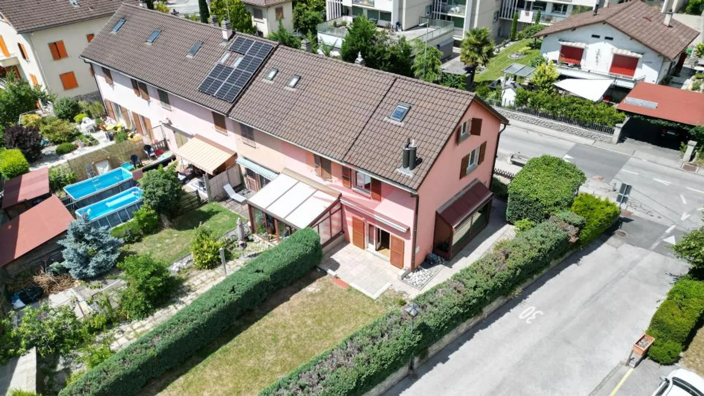 Charmanter Reihenhaus in Ecklage im Herzen von Sierre - Foto 1 von 13