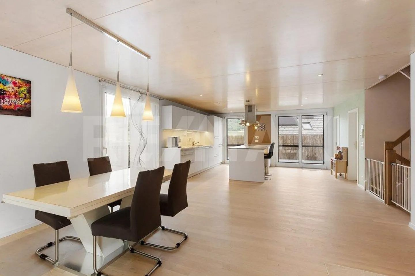 Exklusives Doppeleinfamilienhaus mit Aussicht - Foto 3 von 13