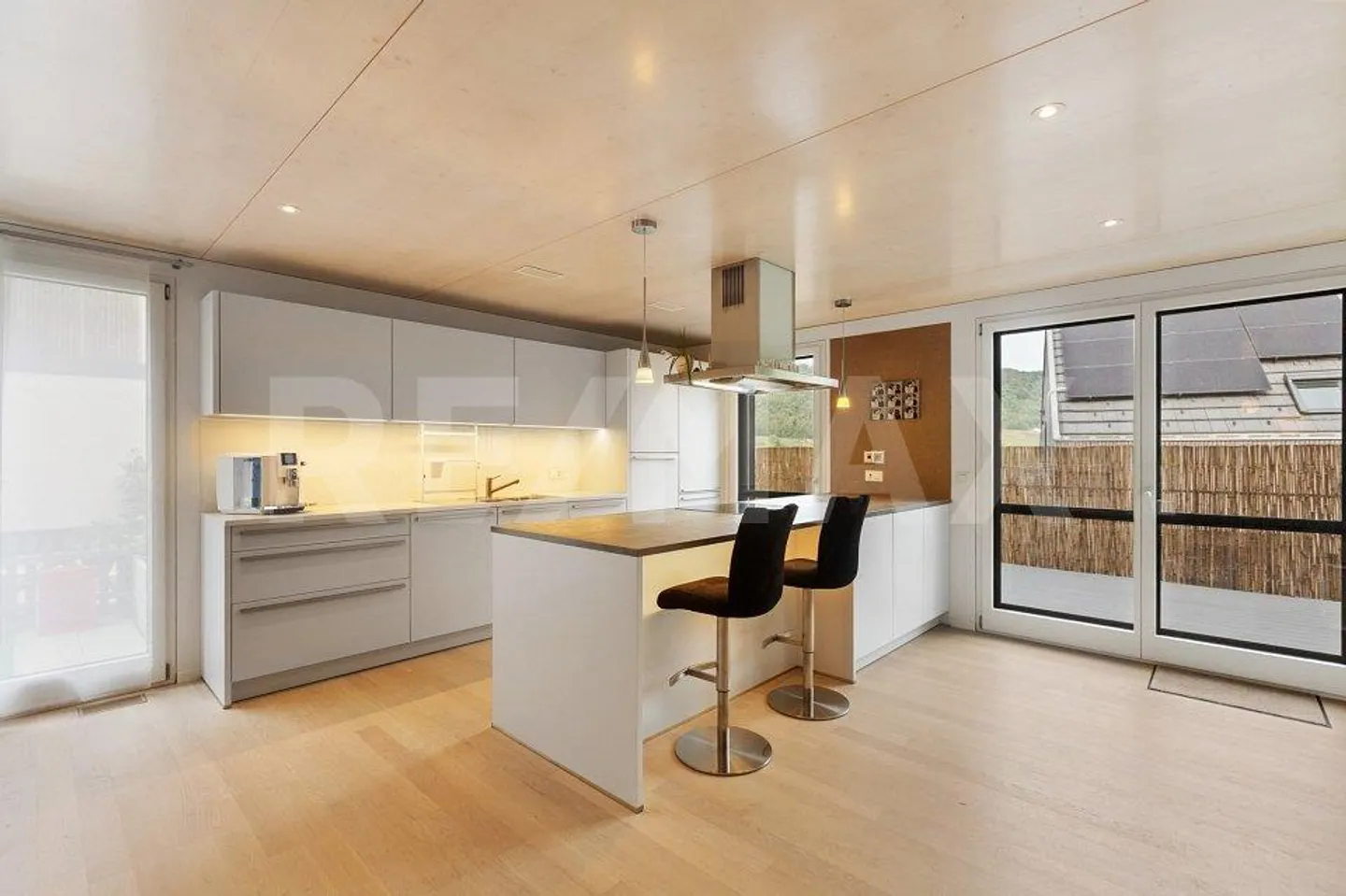 Exklusives Doppeleinfamilienhaus mit Aussicht - Foto 4 von 13