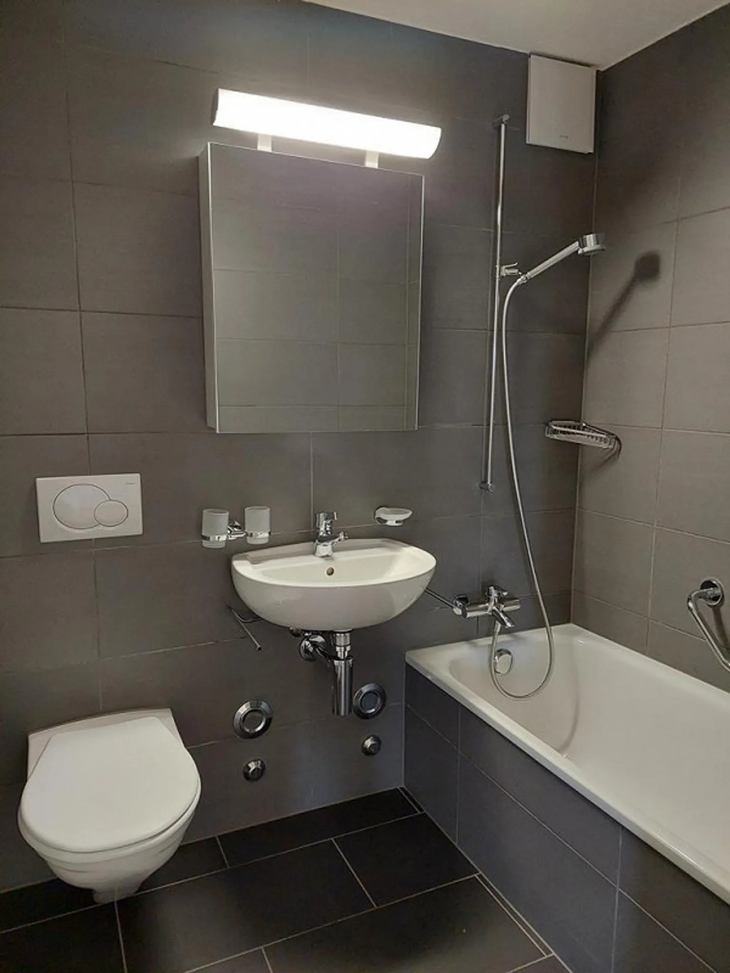 Votre appartement confortable de 3,5 pièces à Döttingen - Photo 3 sur 8