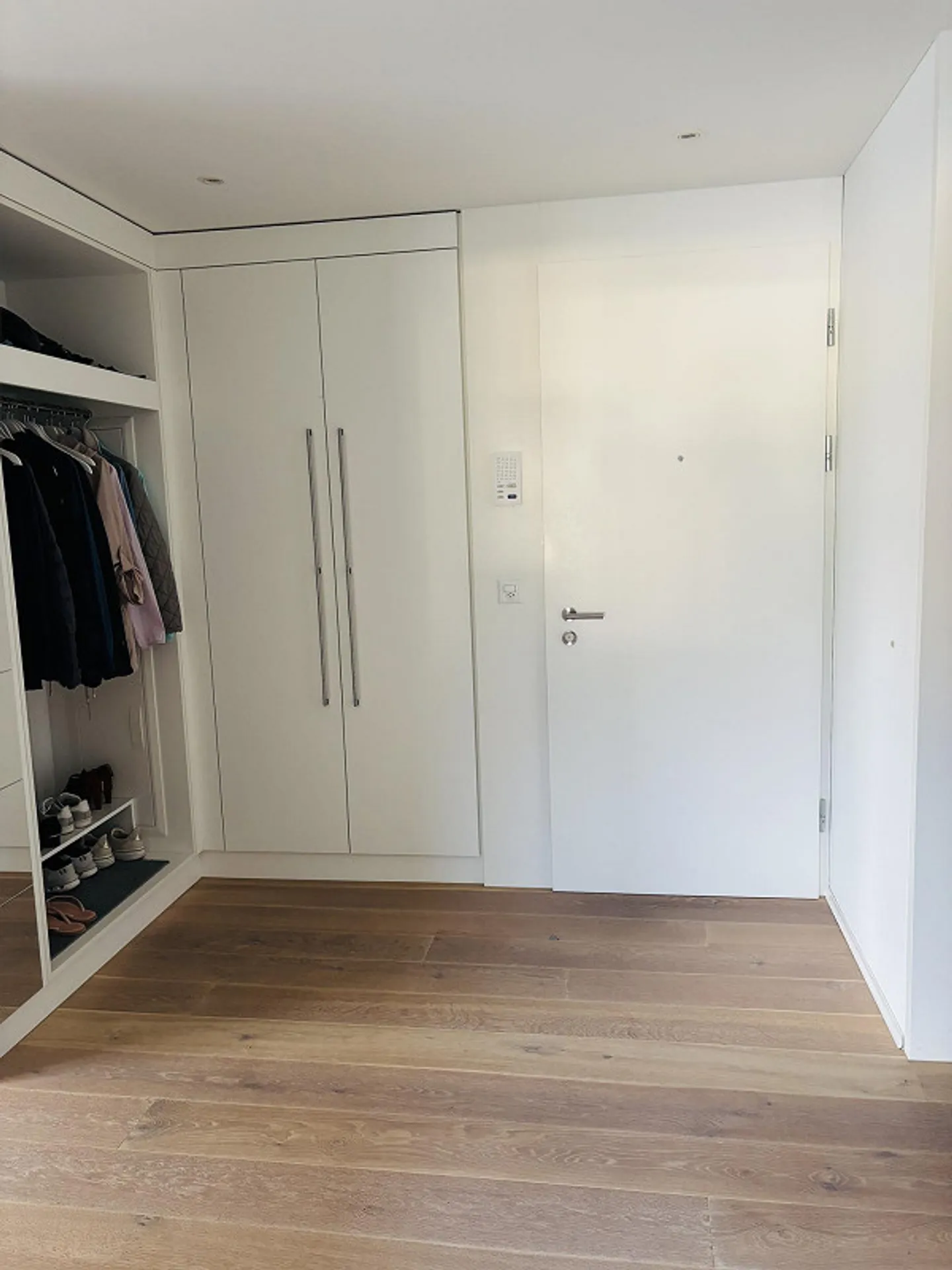 Modern 3.5-room apartment with sunny south terrace - Photo 9 of 13