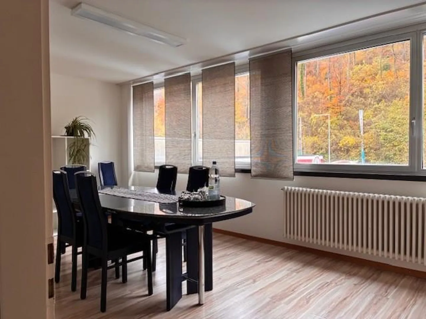 Grosszügige Büroräume - Foto 6 von 10