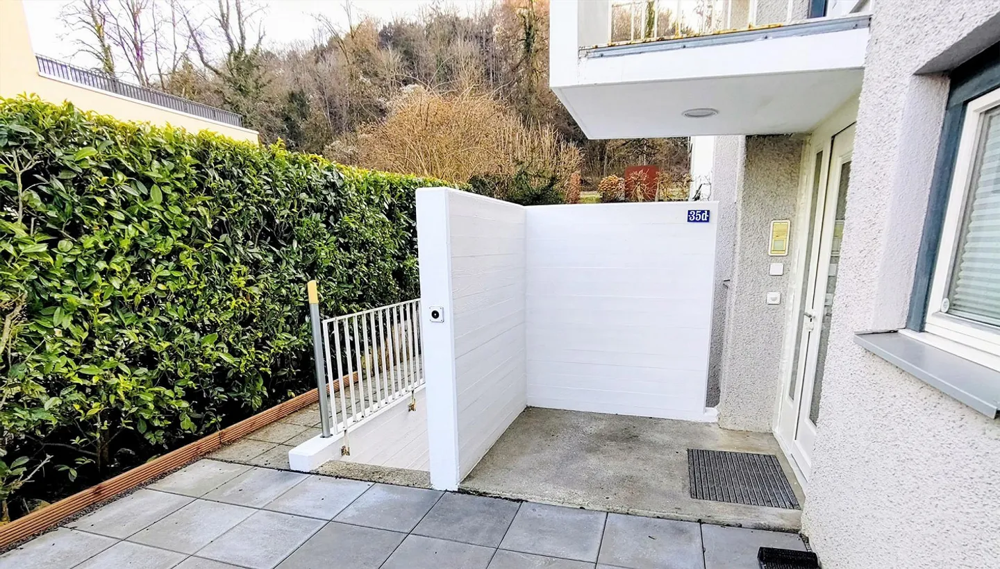 5.5-Room Corner Townhouse in Nature-Friendly Prime Location Baden - Photo 1 of 28