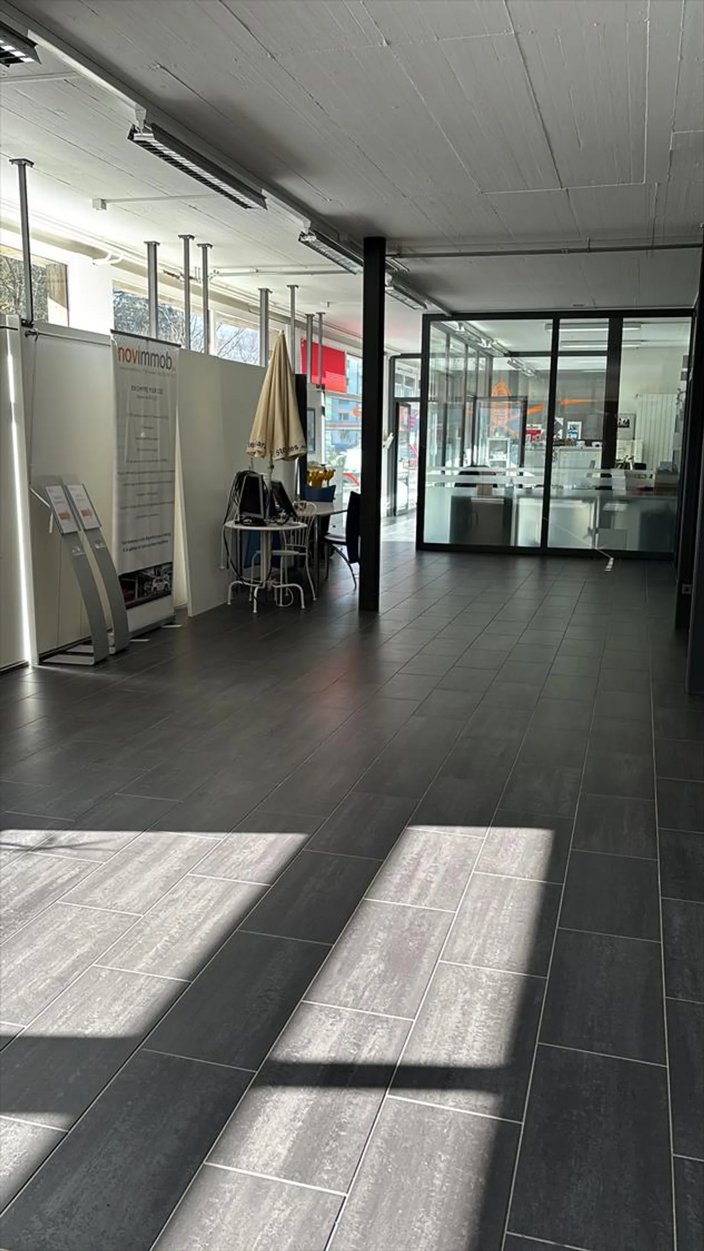 Espace Commercial à Moutier - Photo 1 sur 16