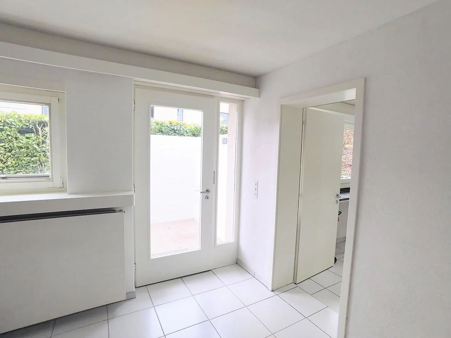 5.5-Room Corner Townhouse in Nature-Friendly Prime Location Baden - Photo 3 of 28