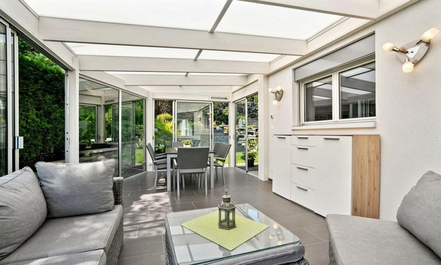 LIVING & WORKING UNITED - QUIETLY LOCATED, CLOSE TO THE CITY AND EXCLUSIVE ***** - Photo 12 of 21