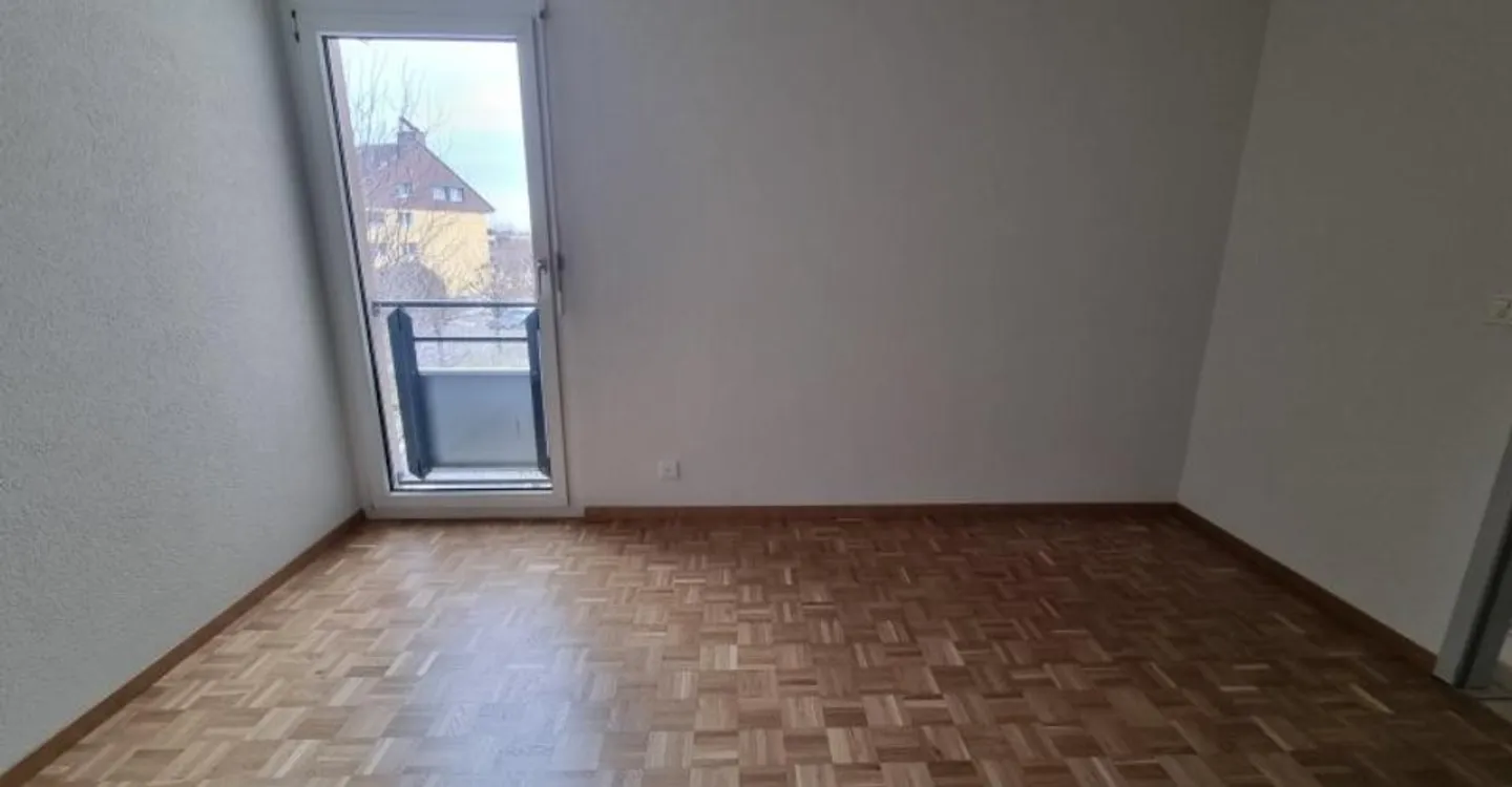 00430 - Wohnung 4,5 Zimmer - Ch. des Pièces Chaperon 3 - CORTAILLOD - Foto 3 von 6