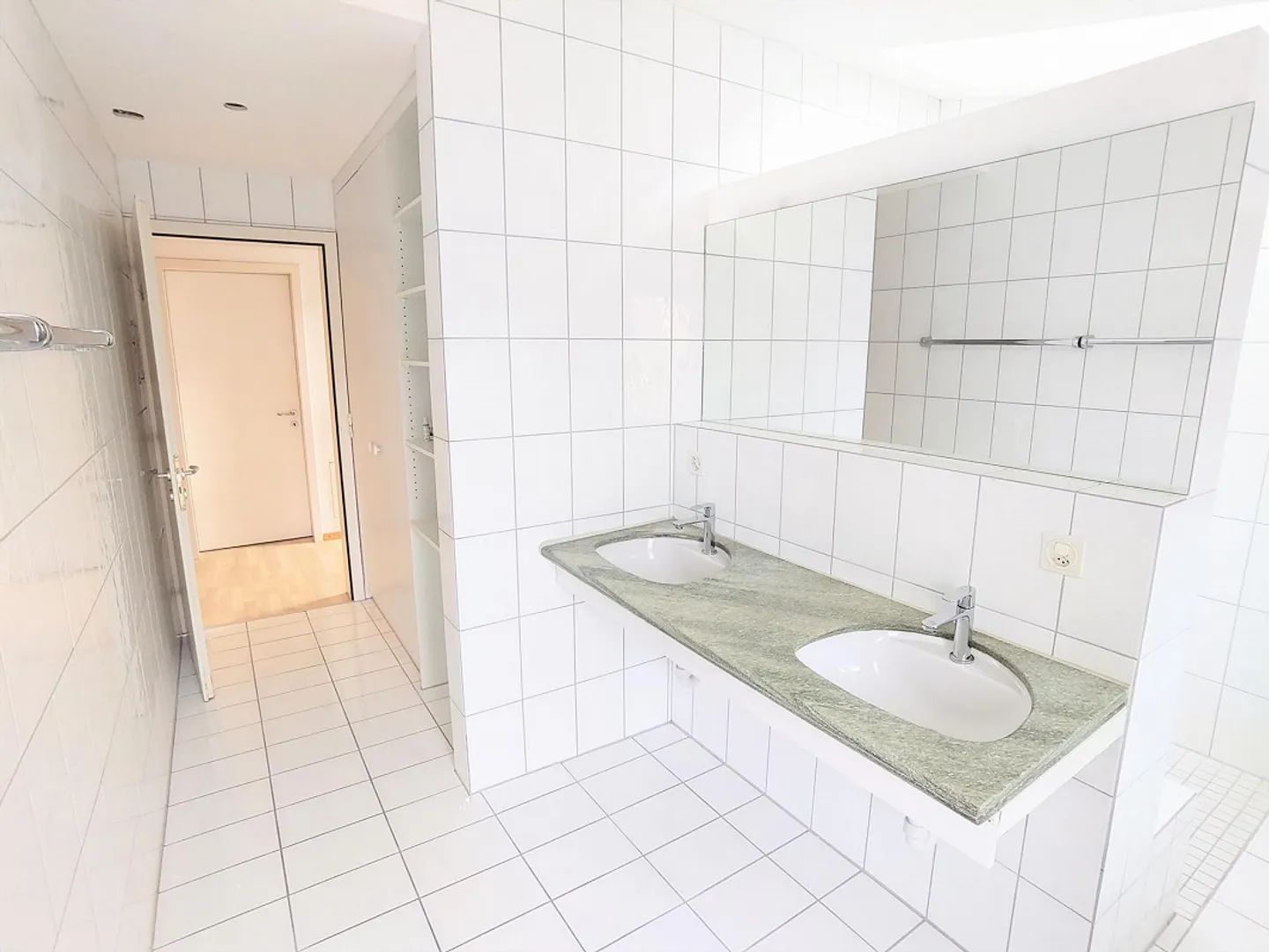 5.5-Room Corner Townhouse in Nature-Friendly Prime Location Baden - Photo 14 of 28