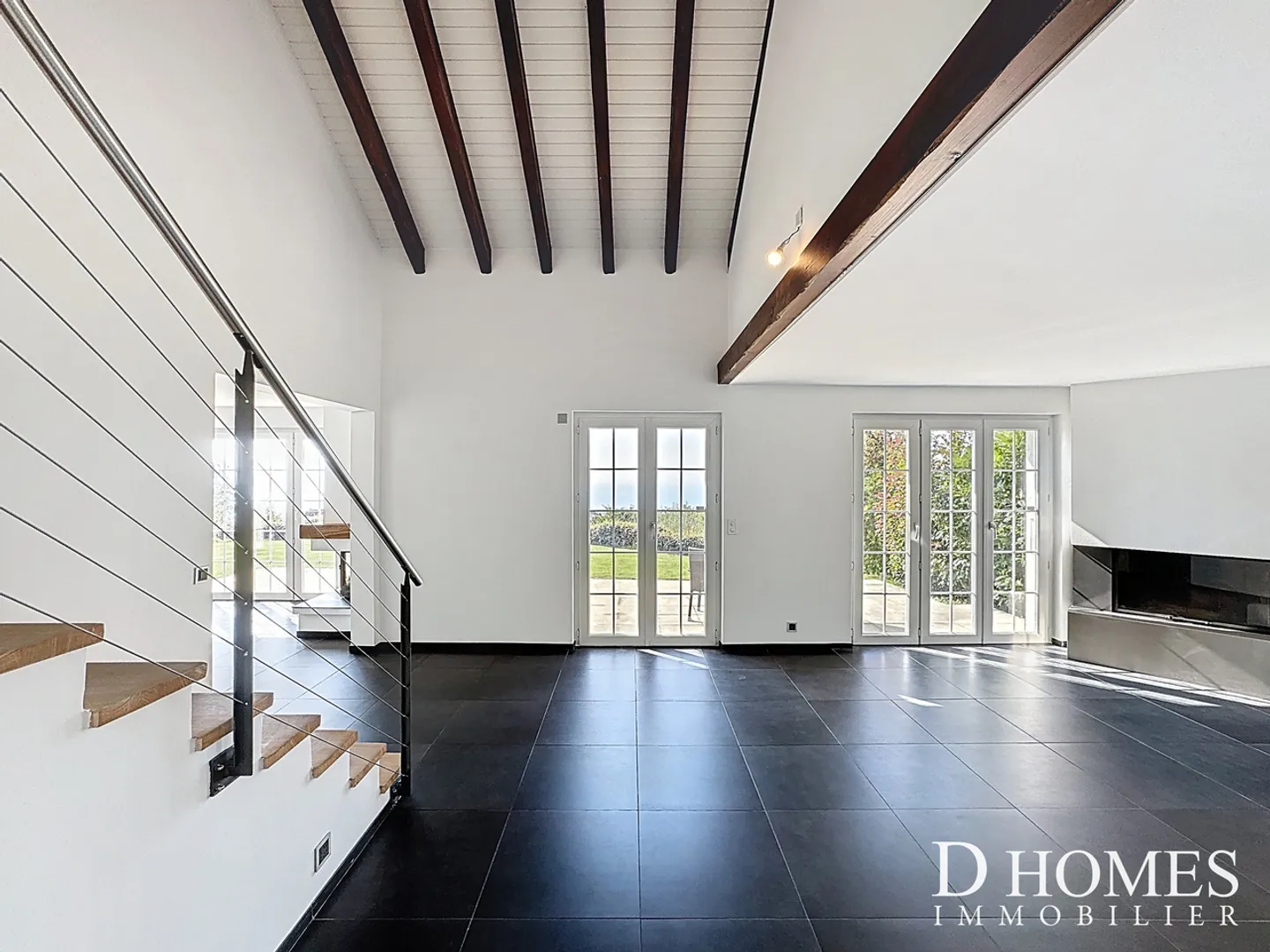 UNIQUE SITUATION I Charming property with panoramic view of the lake - Photo 3 of 46