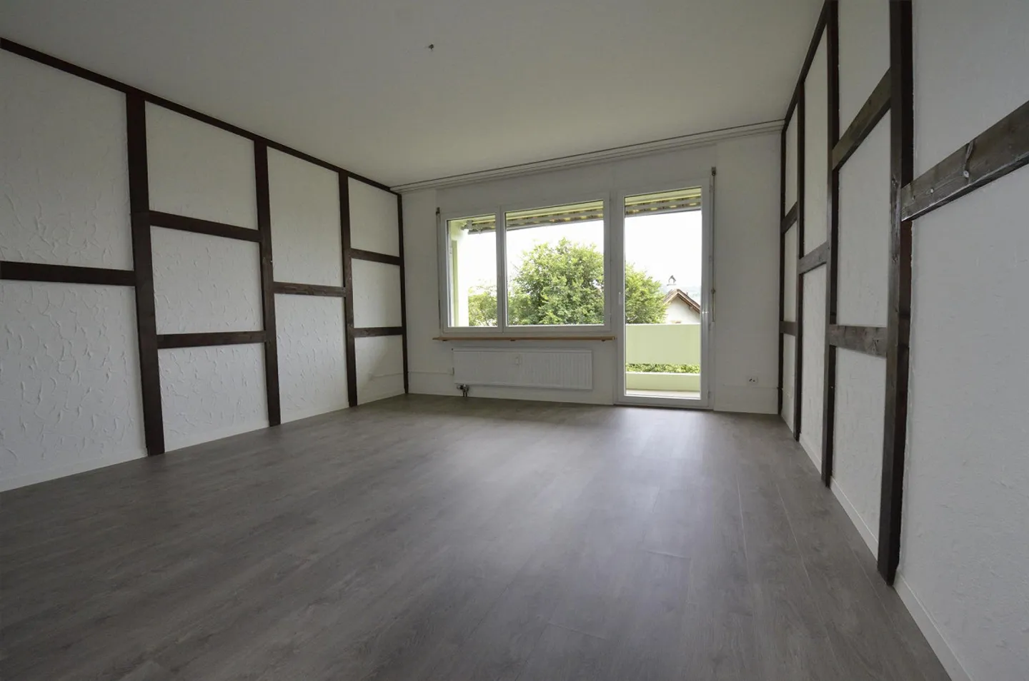 Appartement de 3 pièces fraîchement rénové à louer - Photo 3 sur 7