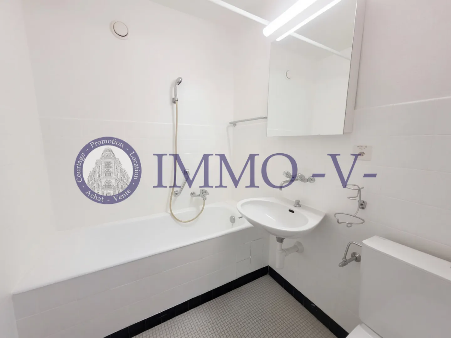 Renoviertes Apartment mit Aussicht - Foto 4 von 4