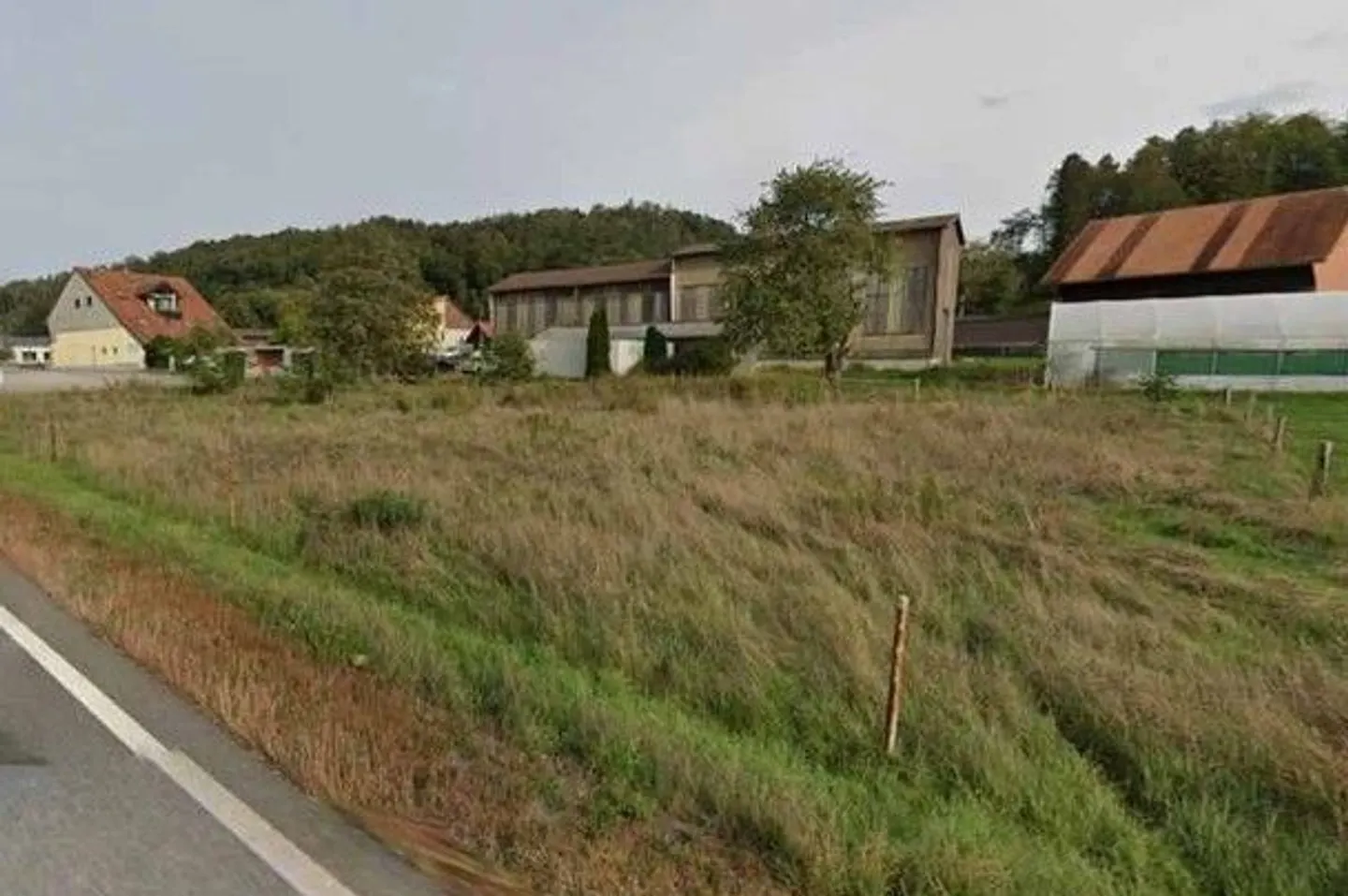 Baugrundstück zur Versteigerung - Foto 2 von 13