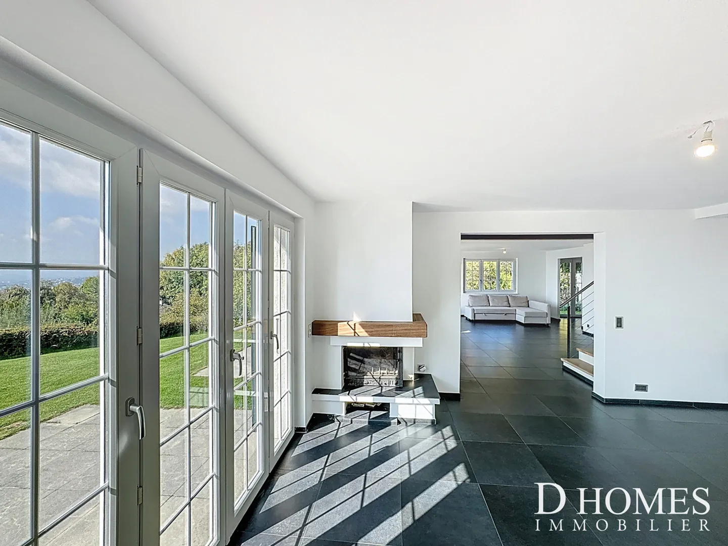 UNIQUE SITUATION I Charming property with panoramic view of the lake - Photo 14 of 46