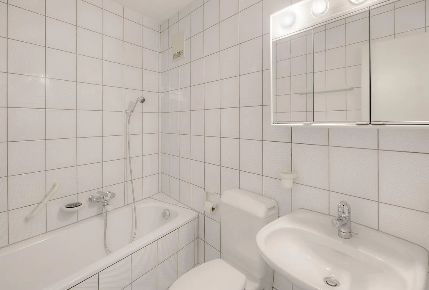 Home in Düdingen! Rent without deposit - Photo 5 of 10