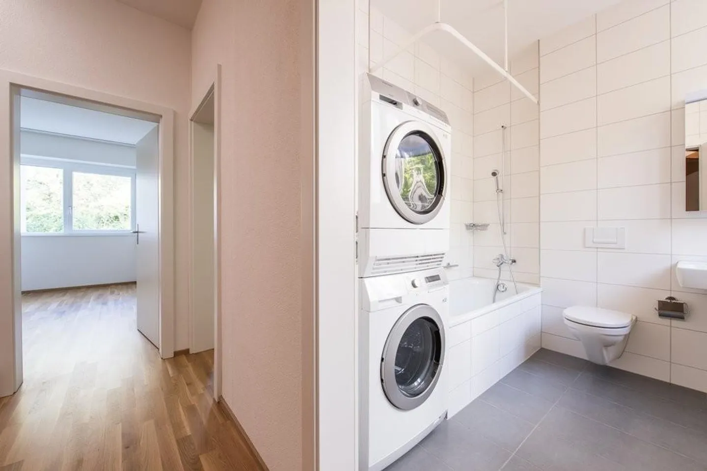 Unico, alla moda, centrale - La tua nuova casa su tre piani! - Foto 7 di 11