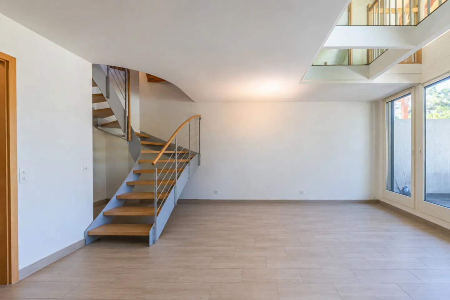 BEL DUPLEX DI 4 STANZE CON BALCONE - Foto 2 di 13