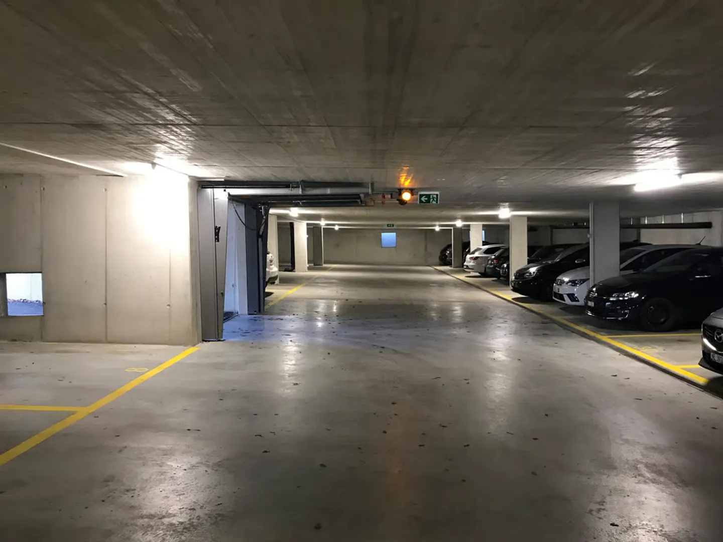 Place de parc intérieure numéro 33 - Foto 4 di 5
