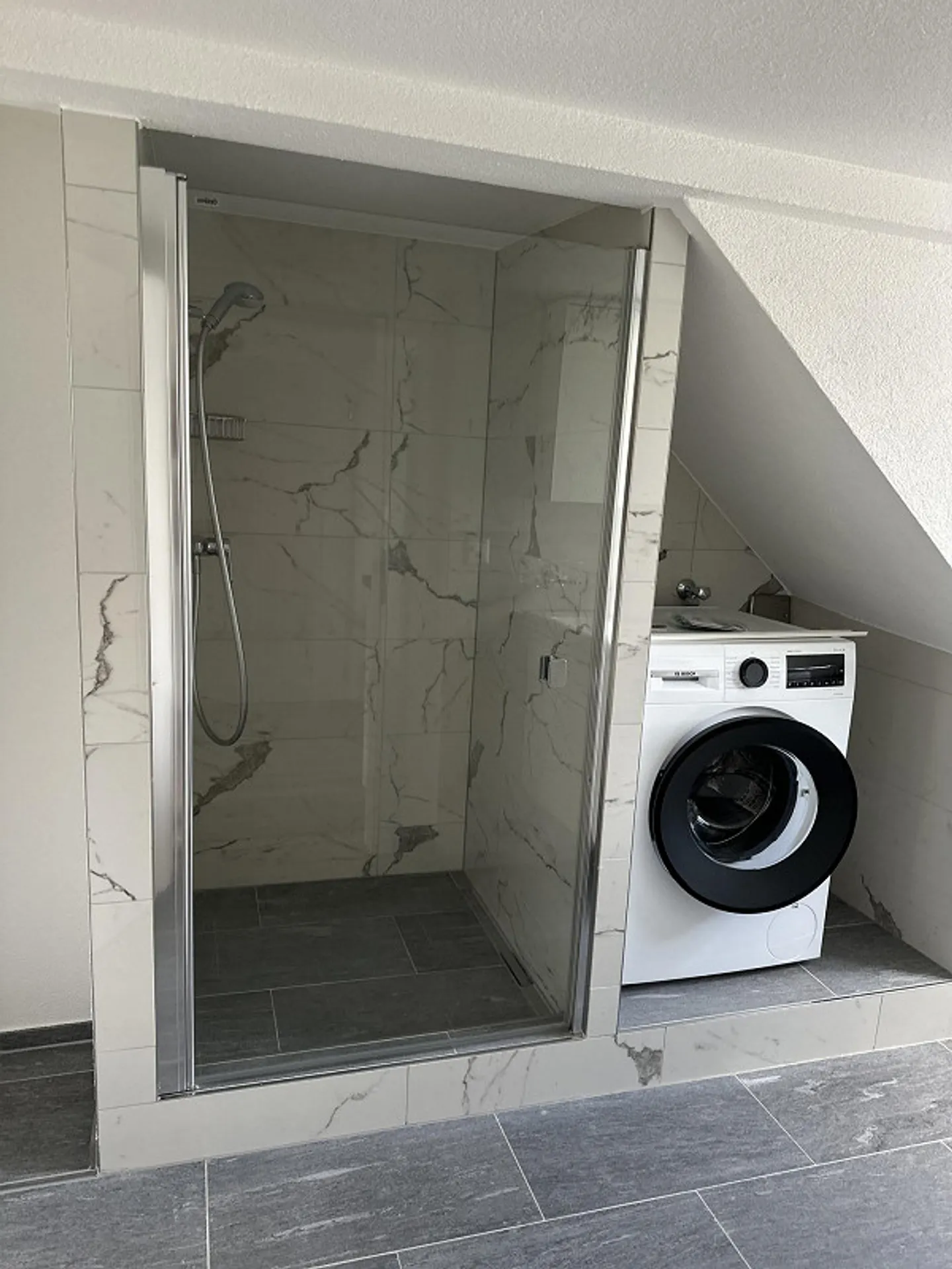 Appartamento elegante con 2.5 stanze dopo ristrutturazione completa - Foto 7 di 11
