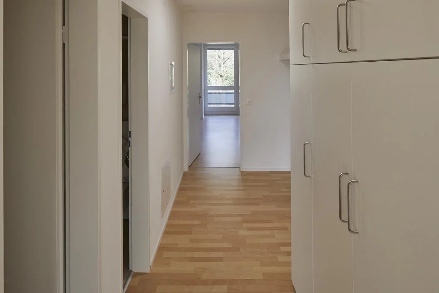 Renovated apartment in Aarau - located in the green and yet centrally located - Photo 4 of 15
