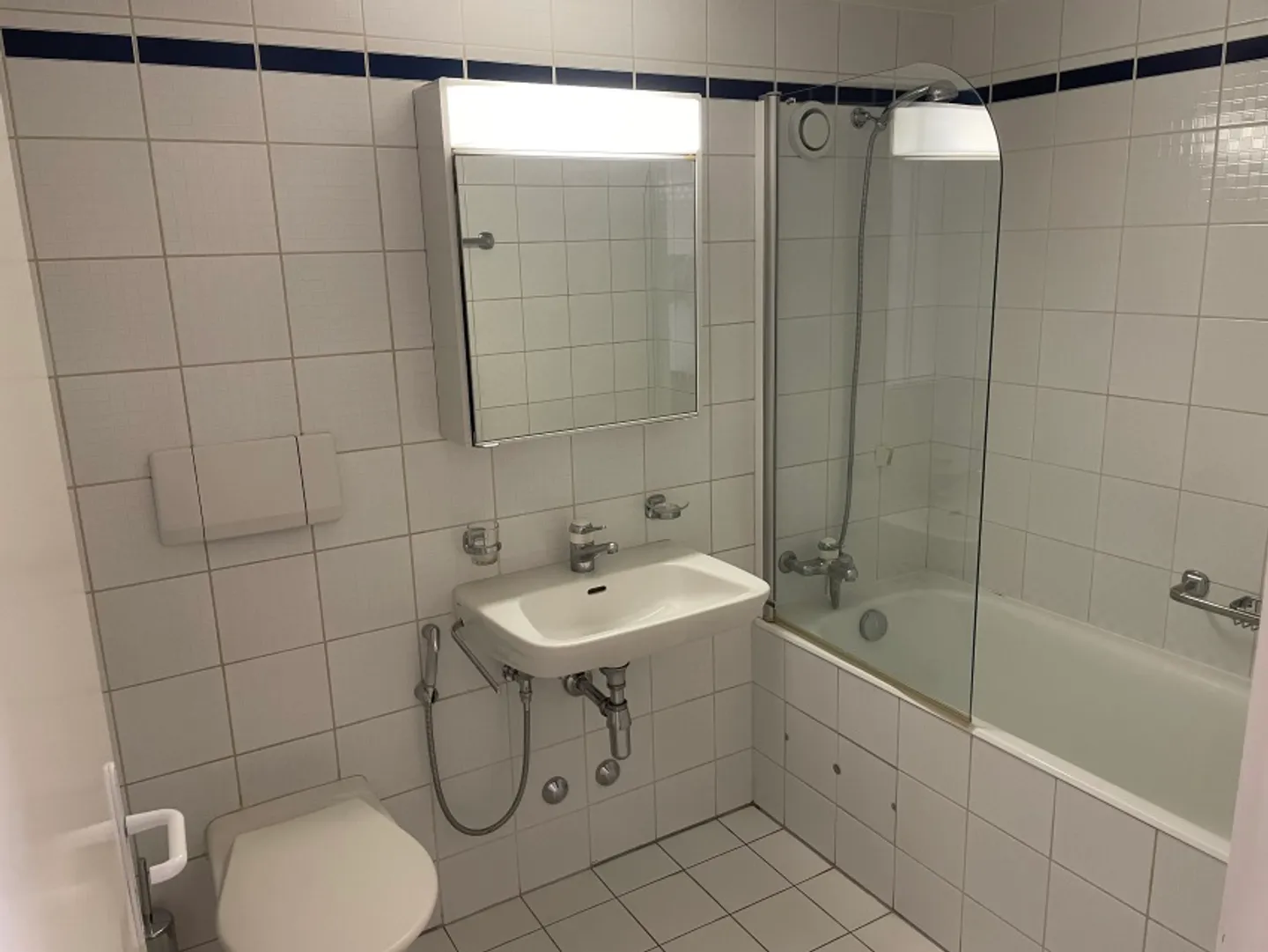 Bellissimo appartamento di 3 stanze di 113 m2, con galleria, a 100m dal lago - Foto 5 di 10