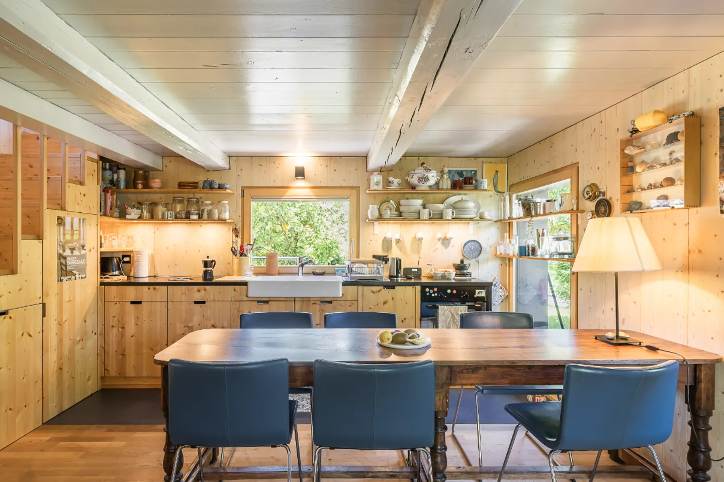 Property with Character: Renovated Attic with Tree Garden - Photo 5 of 13