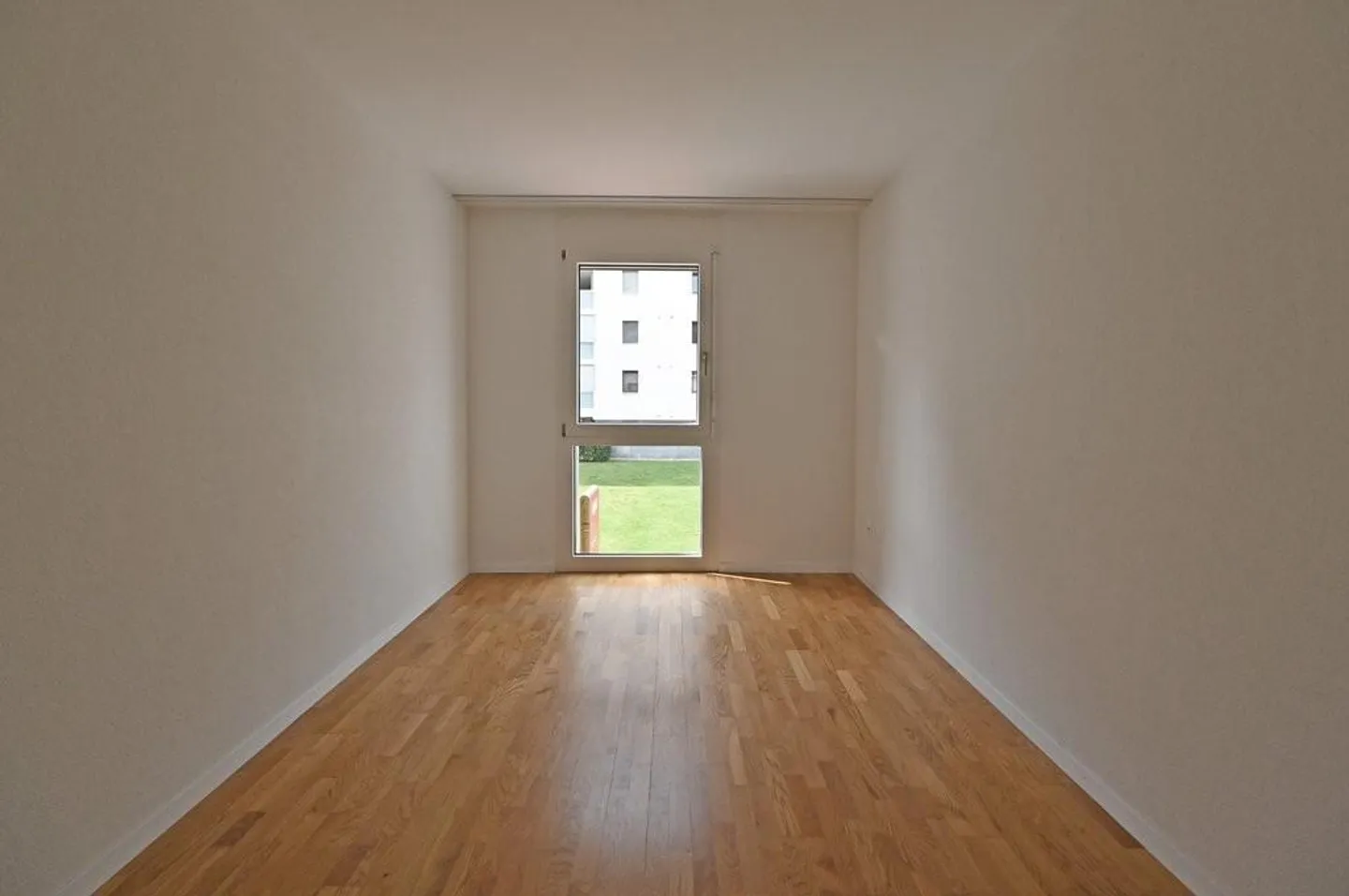 Living in the center - Photo 7 of 12