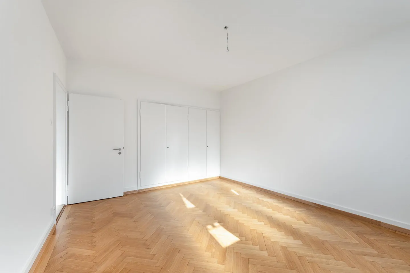 Modernes Apartment in Zürich Enge - Foto 3 von 8