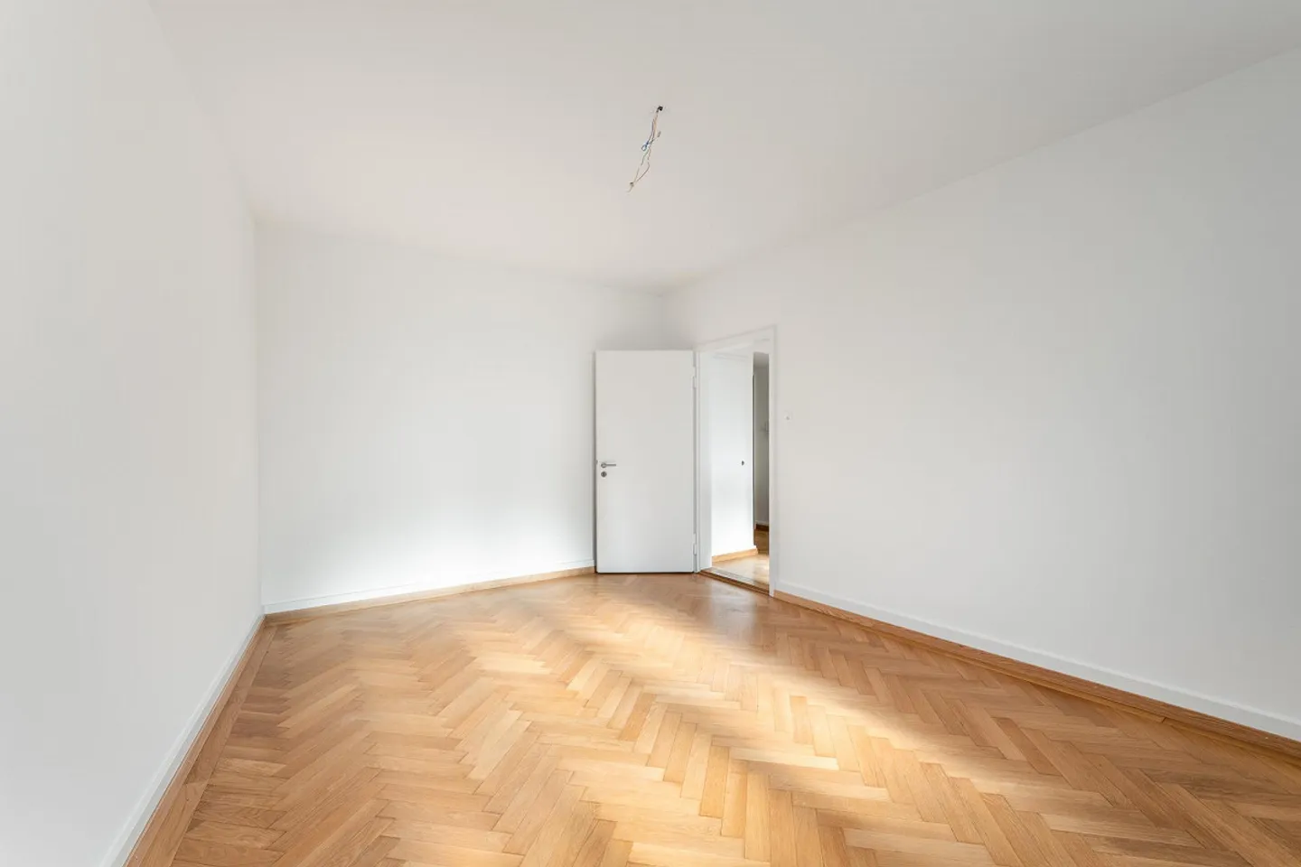 Modernes Apartment in Zürich Enge - Foto 4 von 8