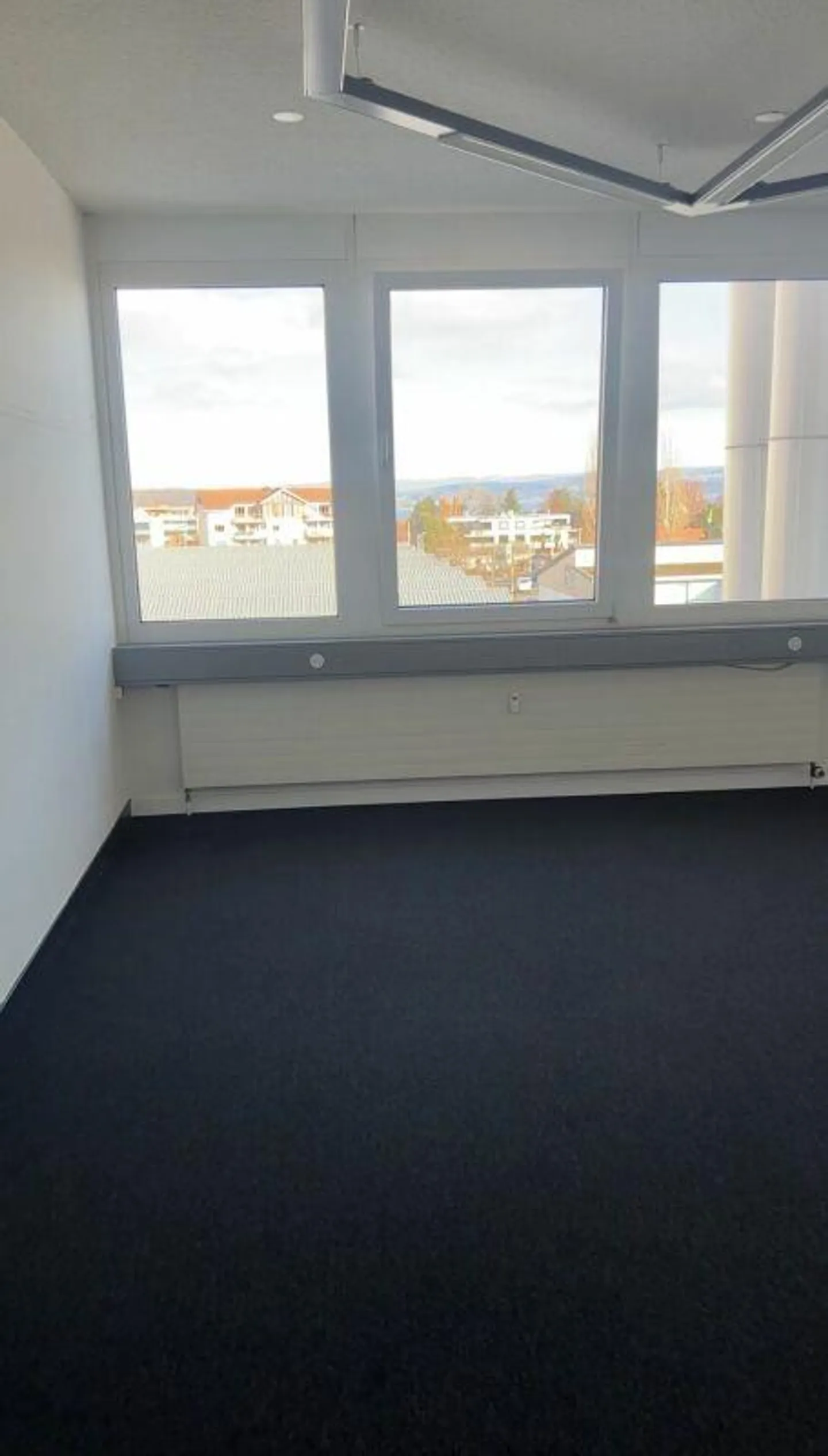 Spazio ufficio in affitto - Foto 3 di 4