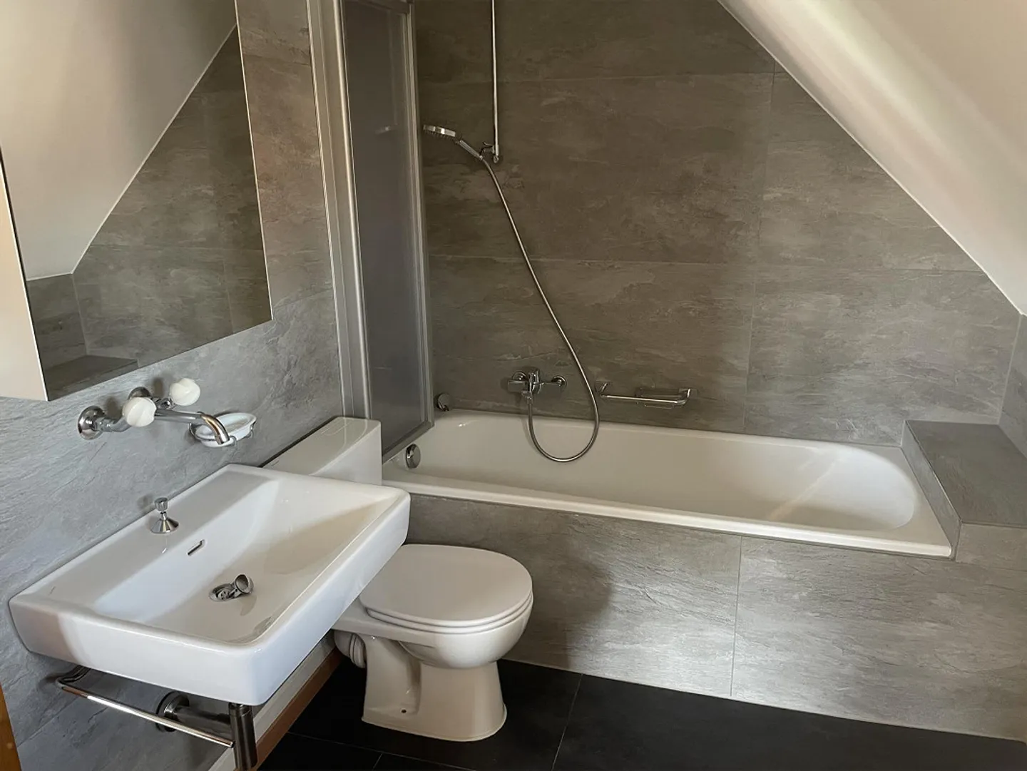 Appartamento 2,5 locali a Wangen an der Aare - Foto 7 di 9