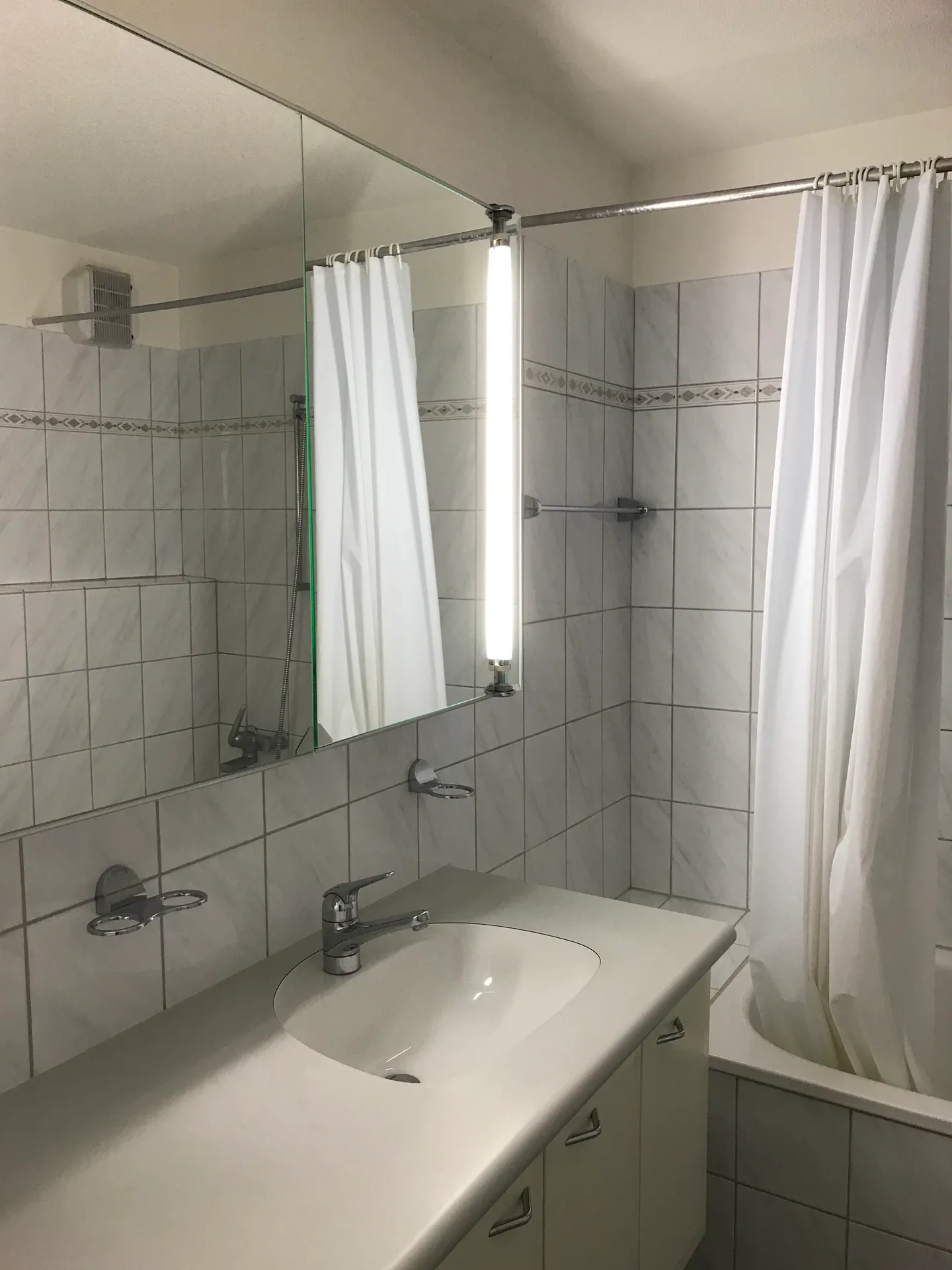 Beautiful apartment in the green - Photo 4 of 7