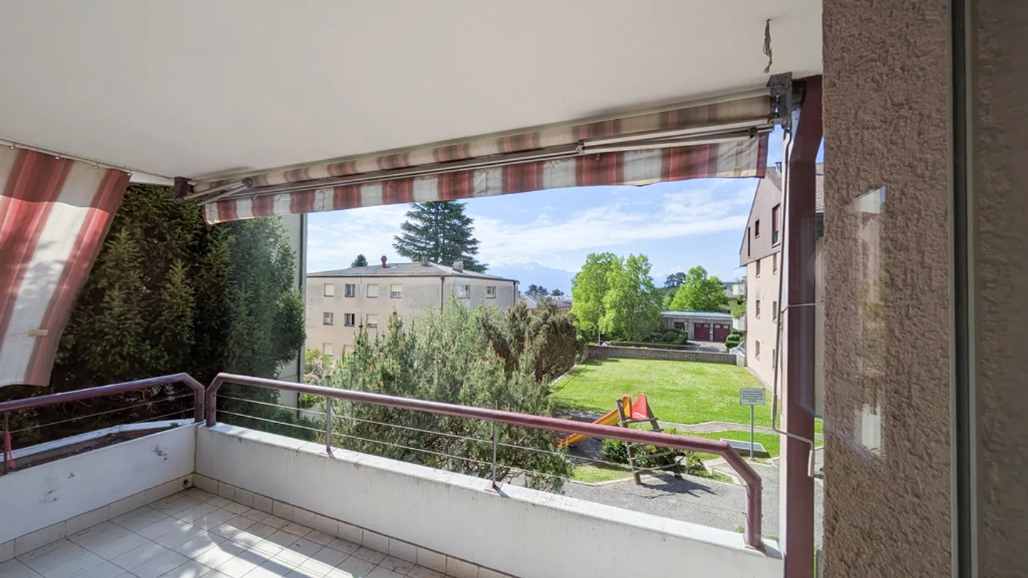 3,5 stanze nelle alture di Pully di fronte alla scuola di Fontanettaz - Foto 4 di 12
