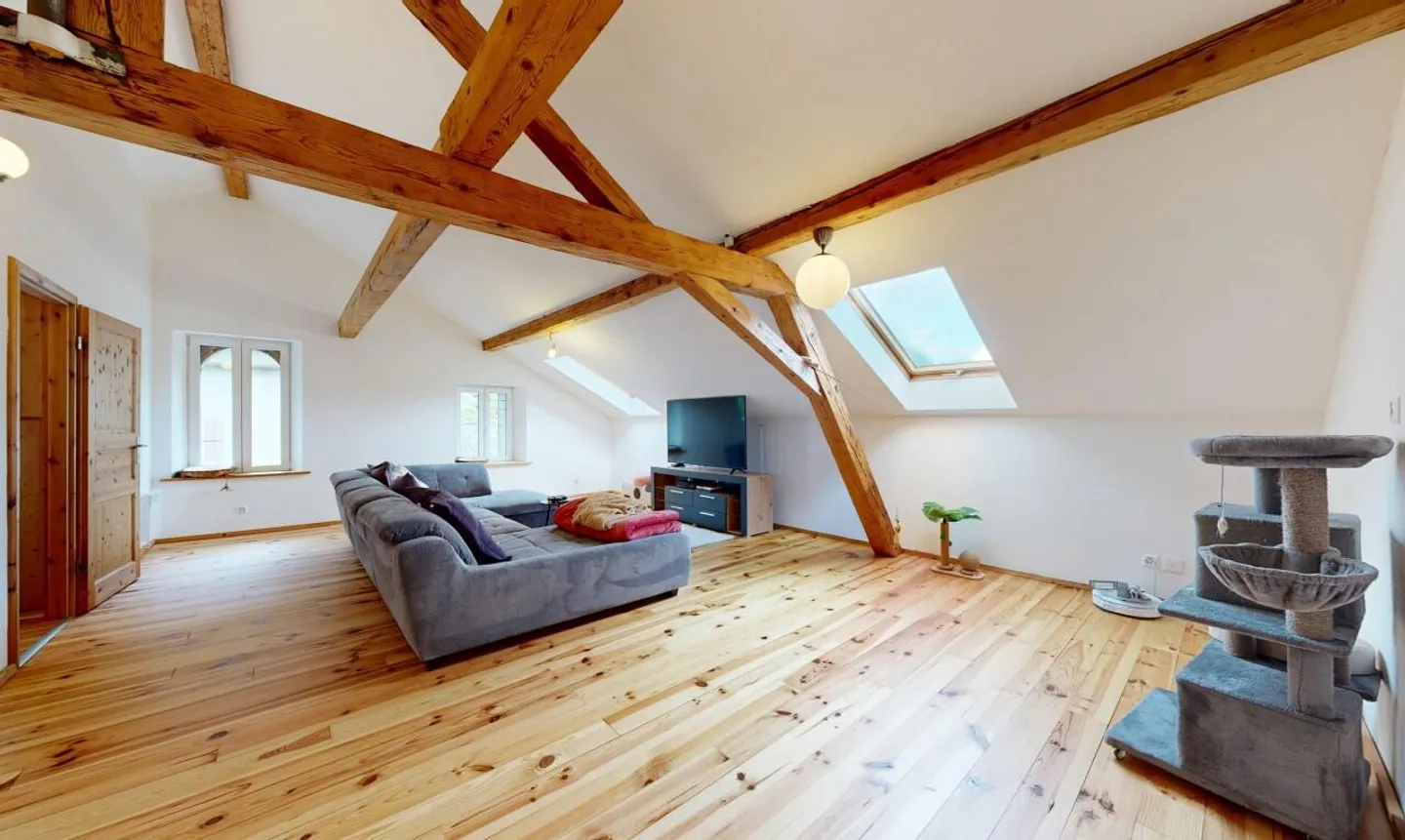 Martigny-Combe : Grande maison de village avec 2 appartements et vue - Photo 3 sur 11
