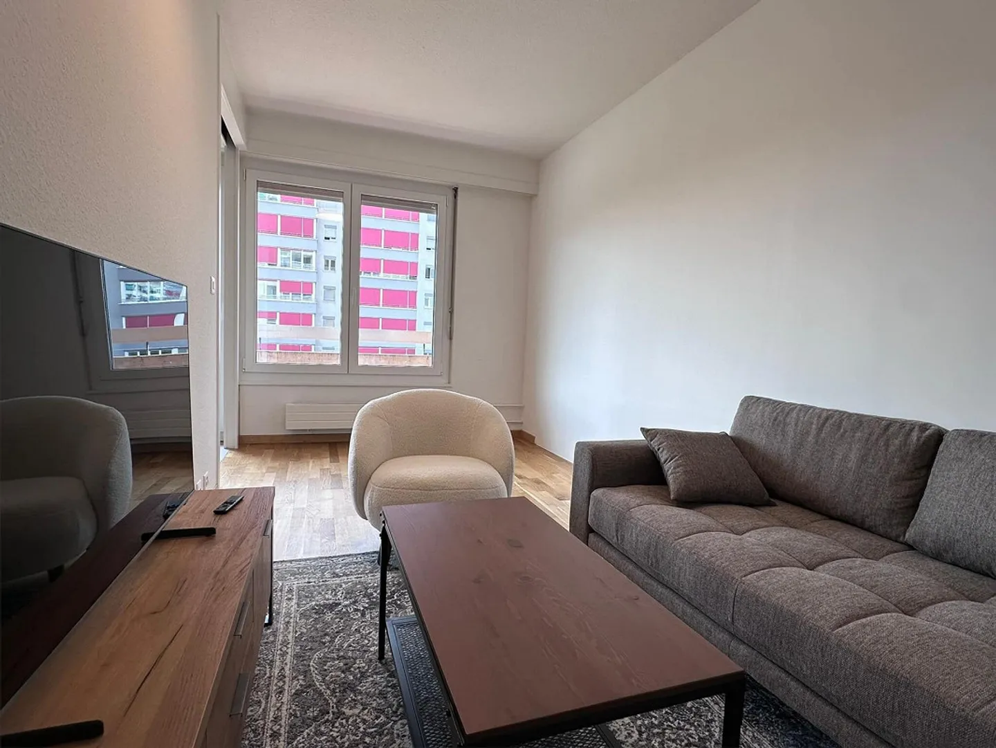 Coliving Spazioso tra Città e Natura a Thônex - Foto 13 di 17