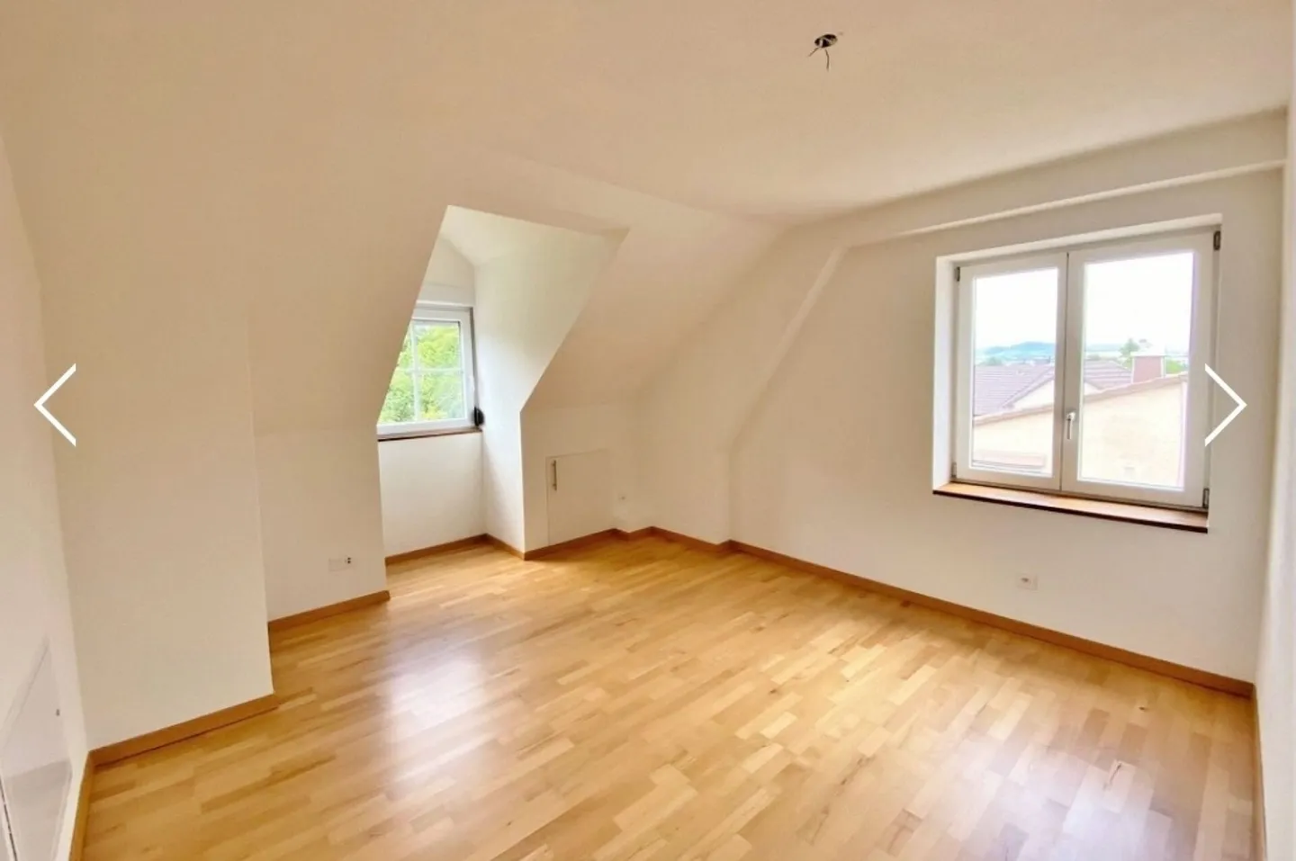Charmante Dachwohnung in Birr - Foto 4 von 7