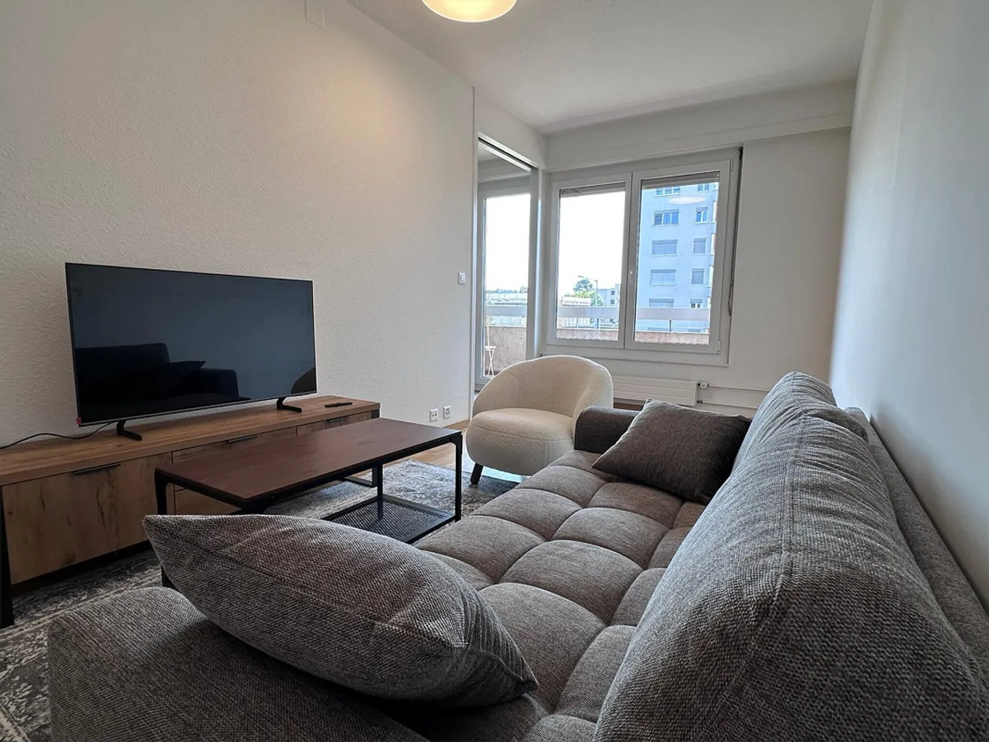 Coliving Spazioso tra Città e Natura a Thônex - Foto 16 di 17