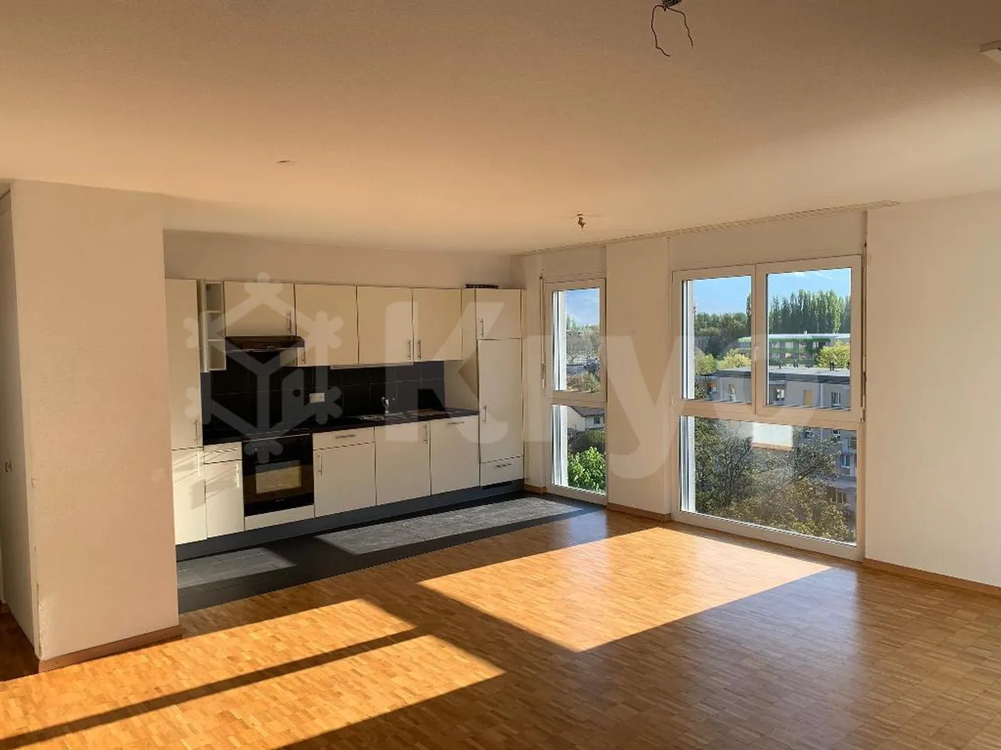 Beautiful 3.5-room apartment with balcony - Photo 3 of 7