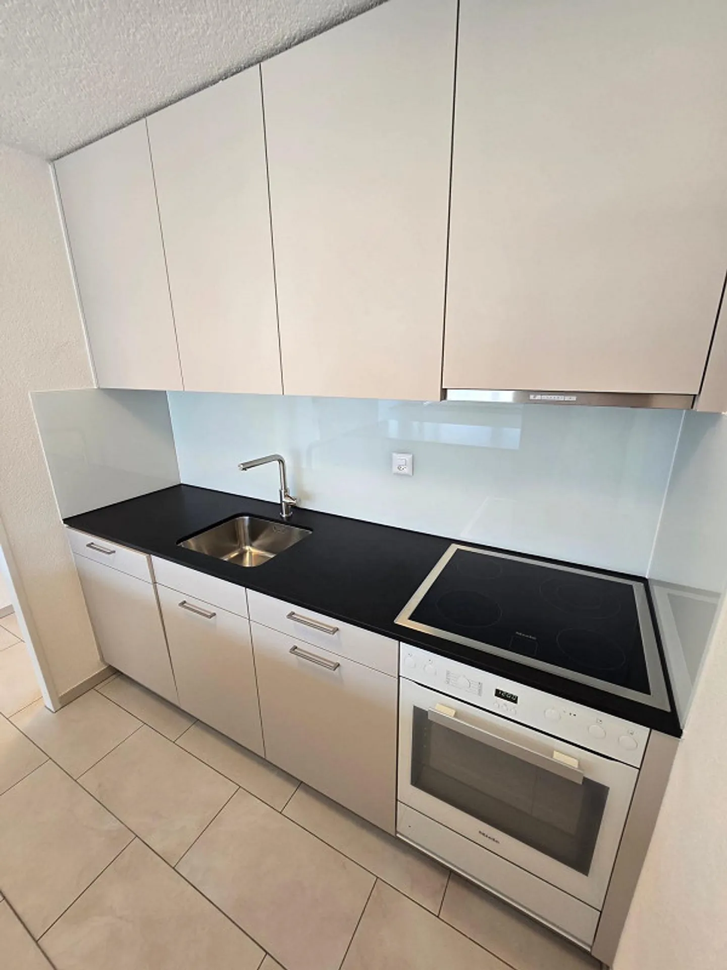 Appartement 3,5 pièces - dernier étage avec vue imprenable/balcon - Photo 7 sur 19