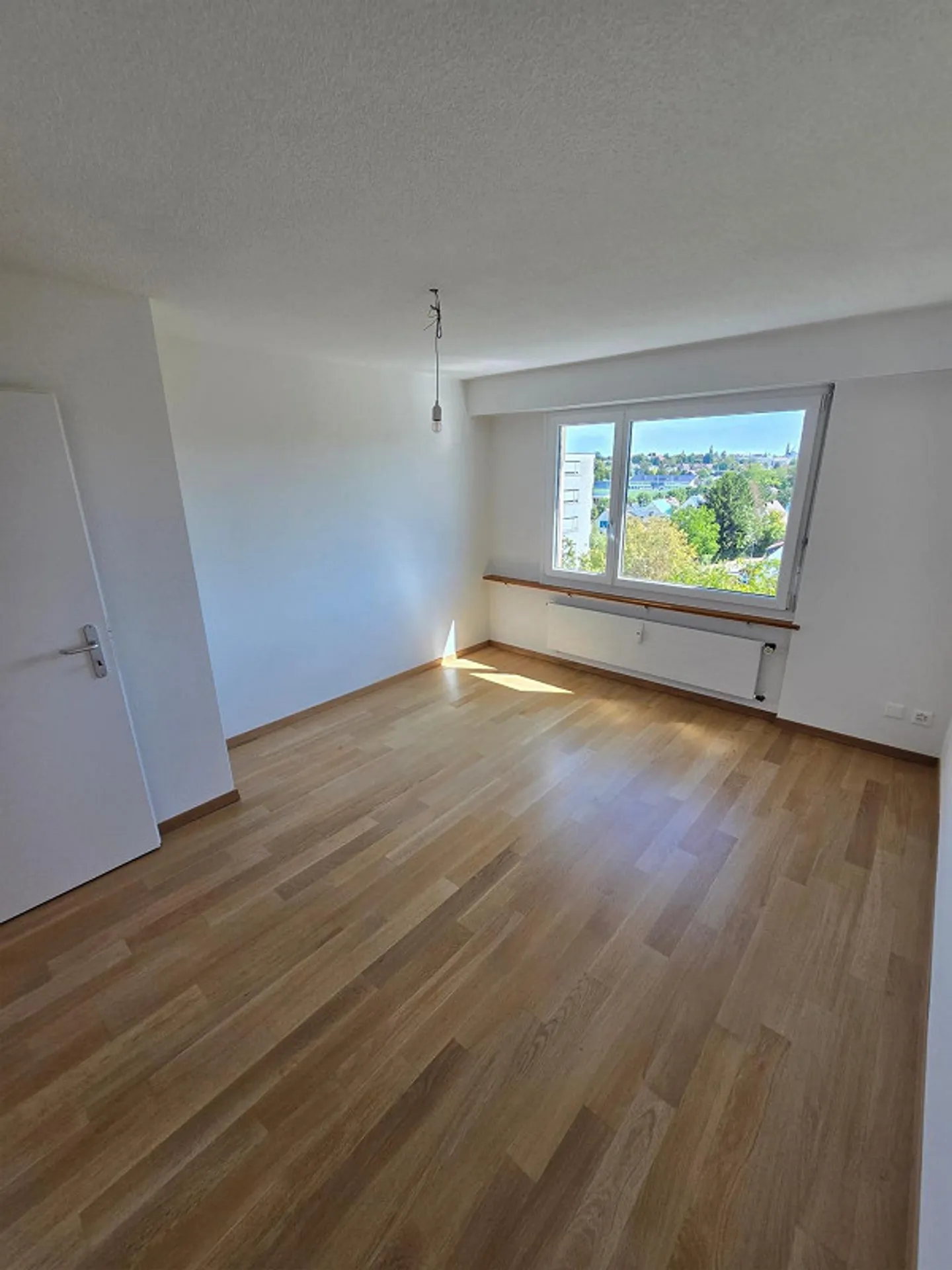 Appartement 3,5 pièces - dernier étage avec vue imprenable/balcon - Photo 11 sur 19