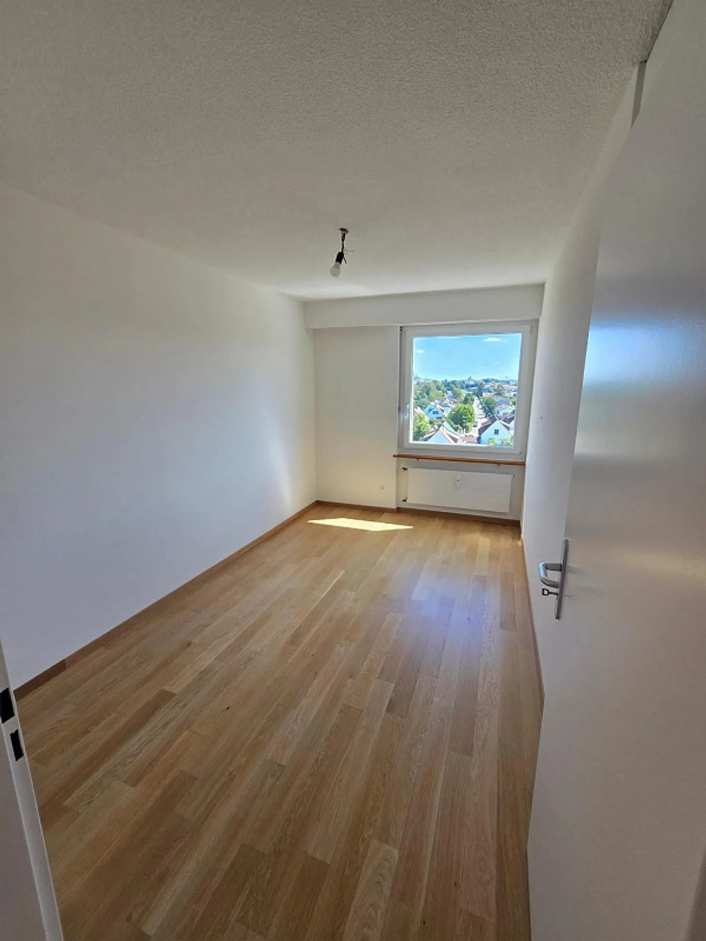 Appartement 3,5 pièces - dernier étage avec vue imprenable/balcon - Photo 12 sur 19