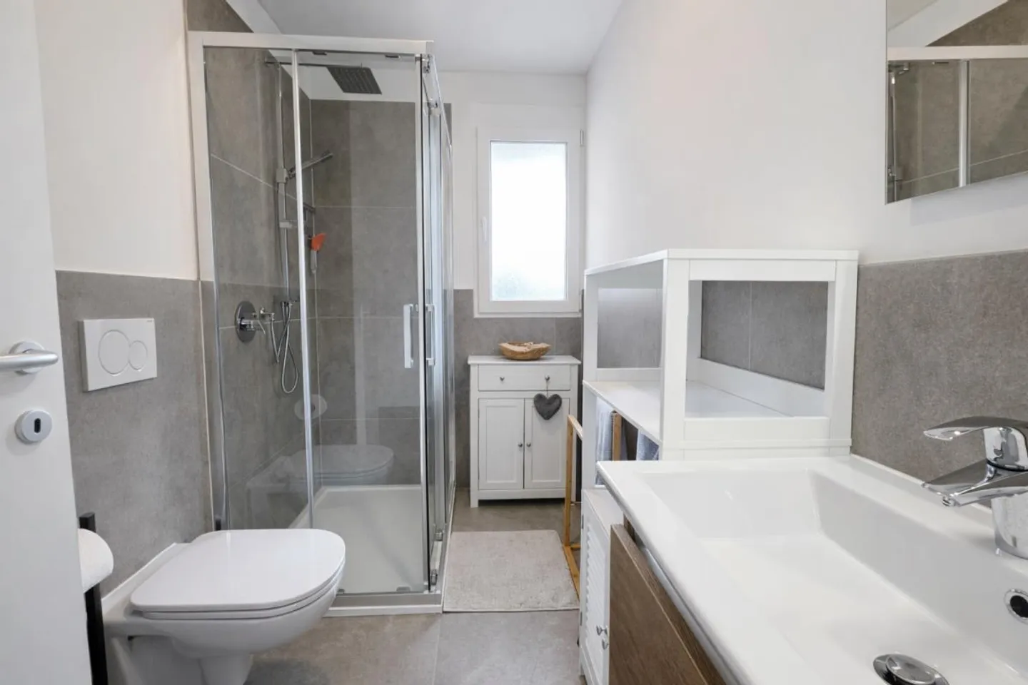 Modern 3.5 Room Apartment with approx. 45 m² Private Garden - Lostallo (Sorte) - Photo 6 of 7