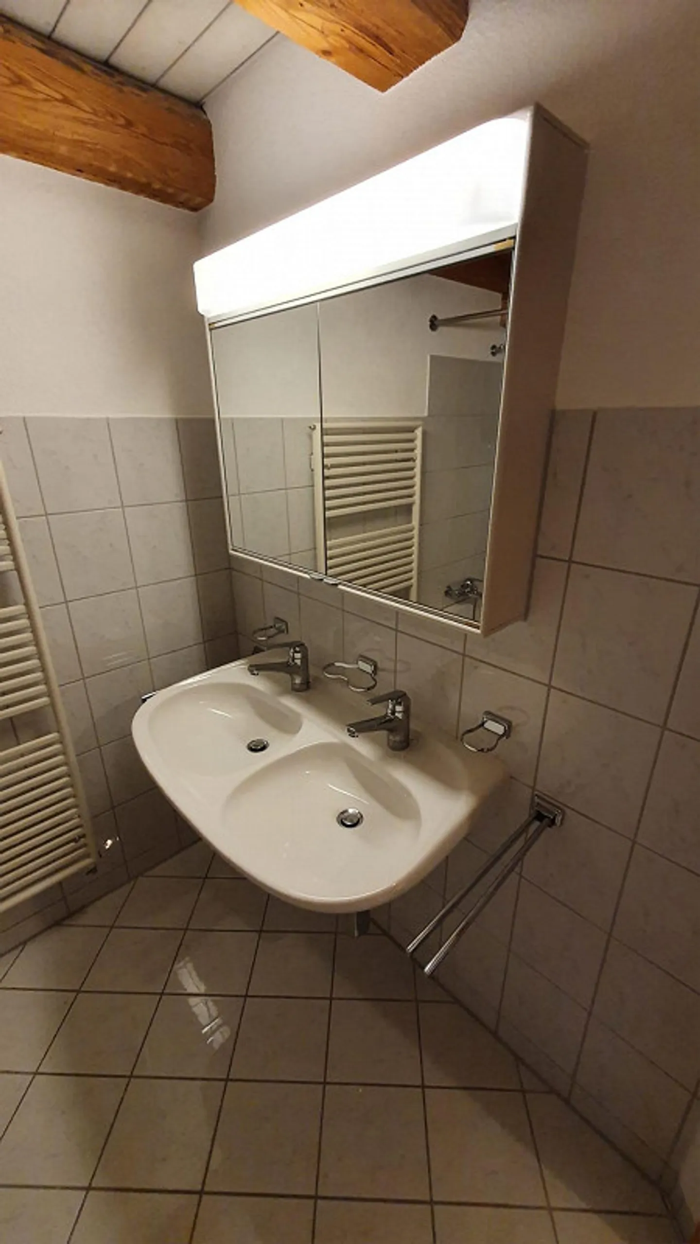 Frisch renovierte, heimelige, sonnendurchflutete 4.5 Zimmer Wohnung - Photo 17 of 24