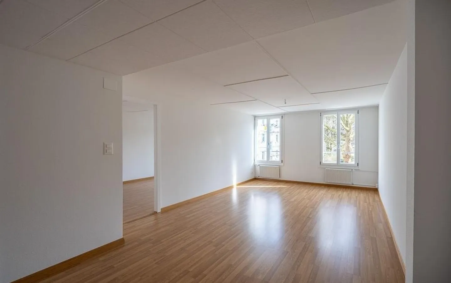 Appartement 3.5 pièces partiellement rénové 2ème étage - Photo 1 sur 8