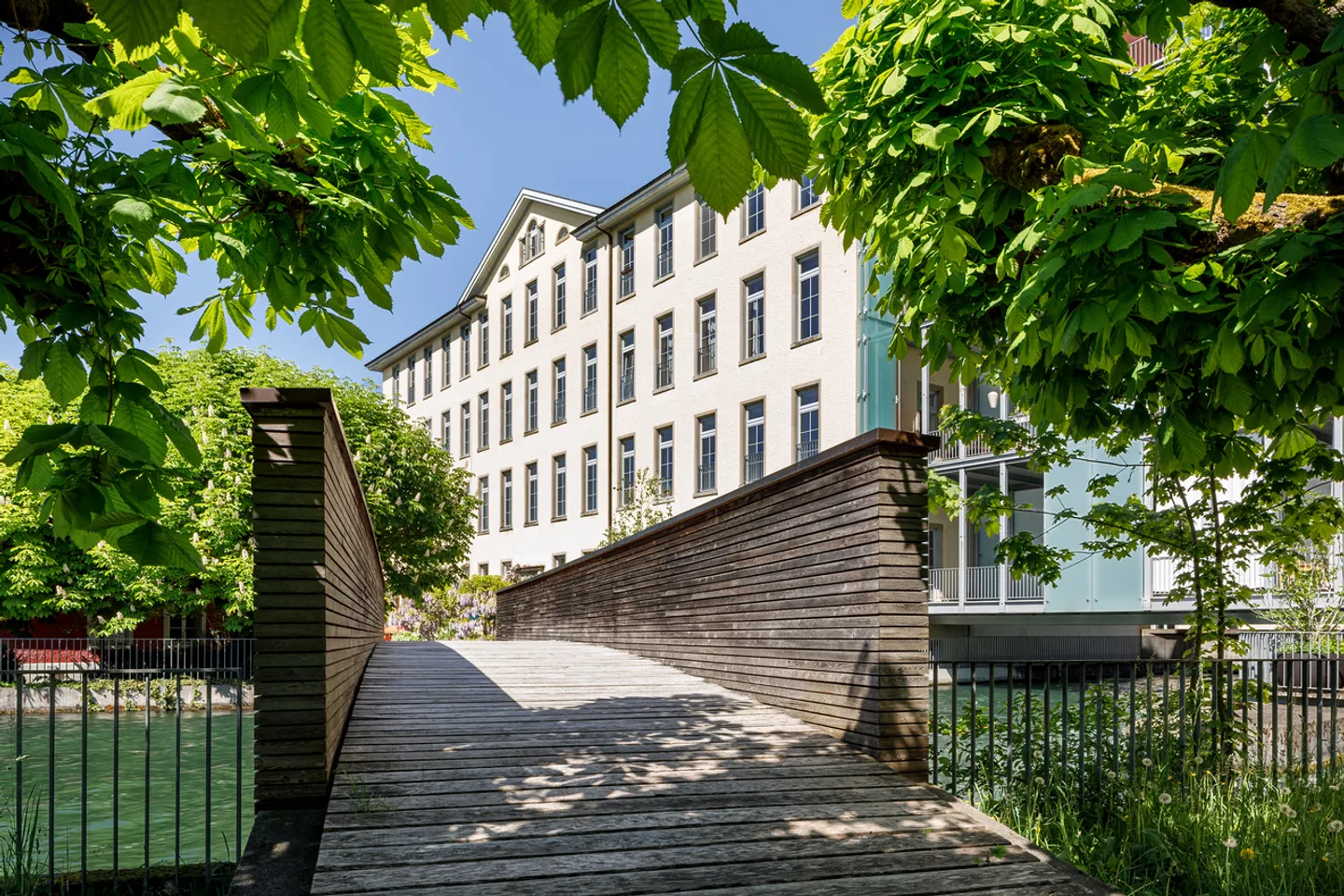 Maison individuelle à vendre - Photo 1 sur 6