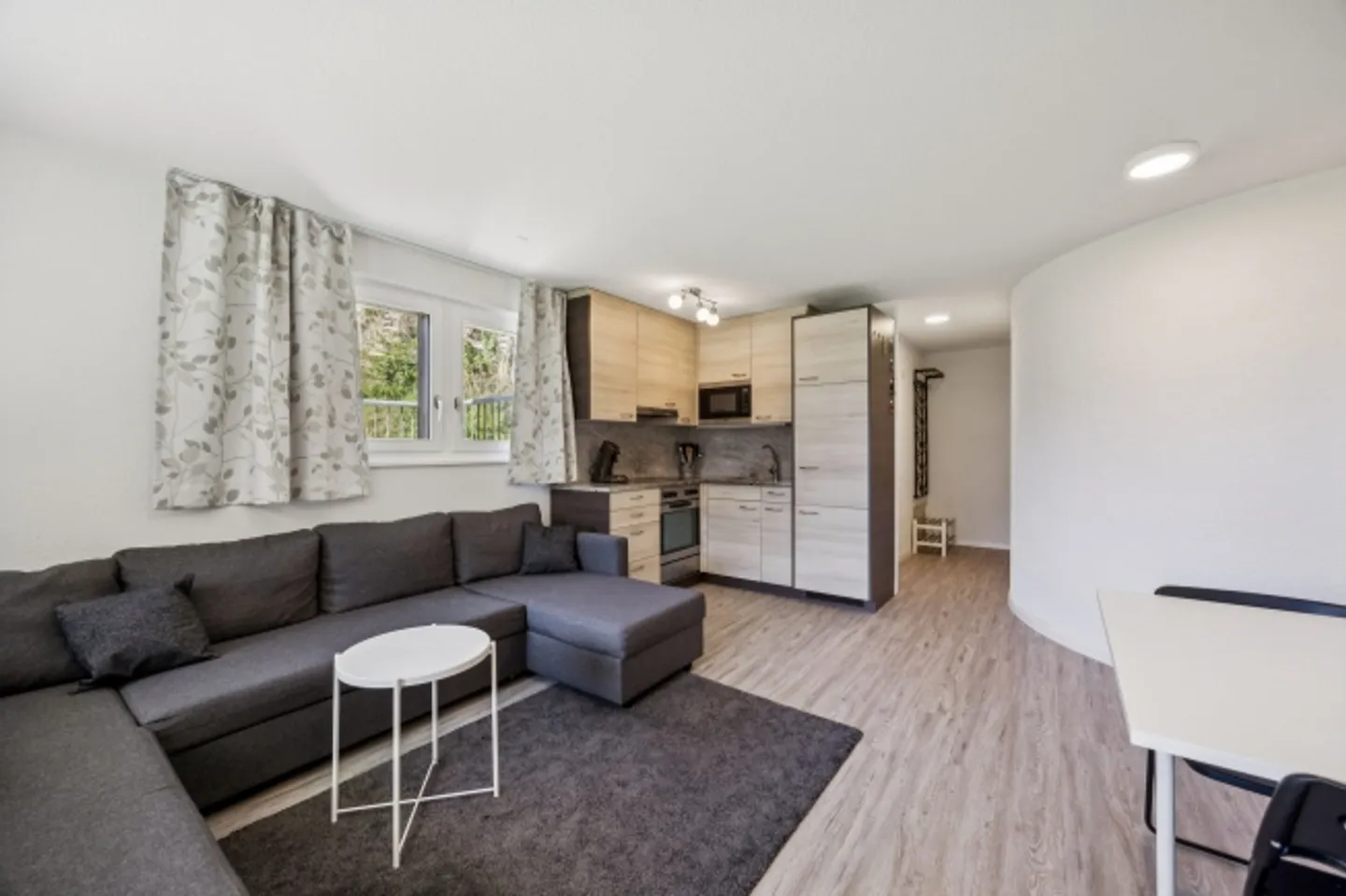 «Charmante 2.5-Zimmer-Wohnung im sonnigen Ritzingen/Goms» - Foto 1 von 13
