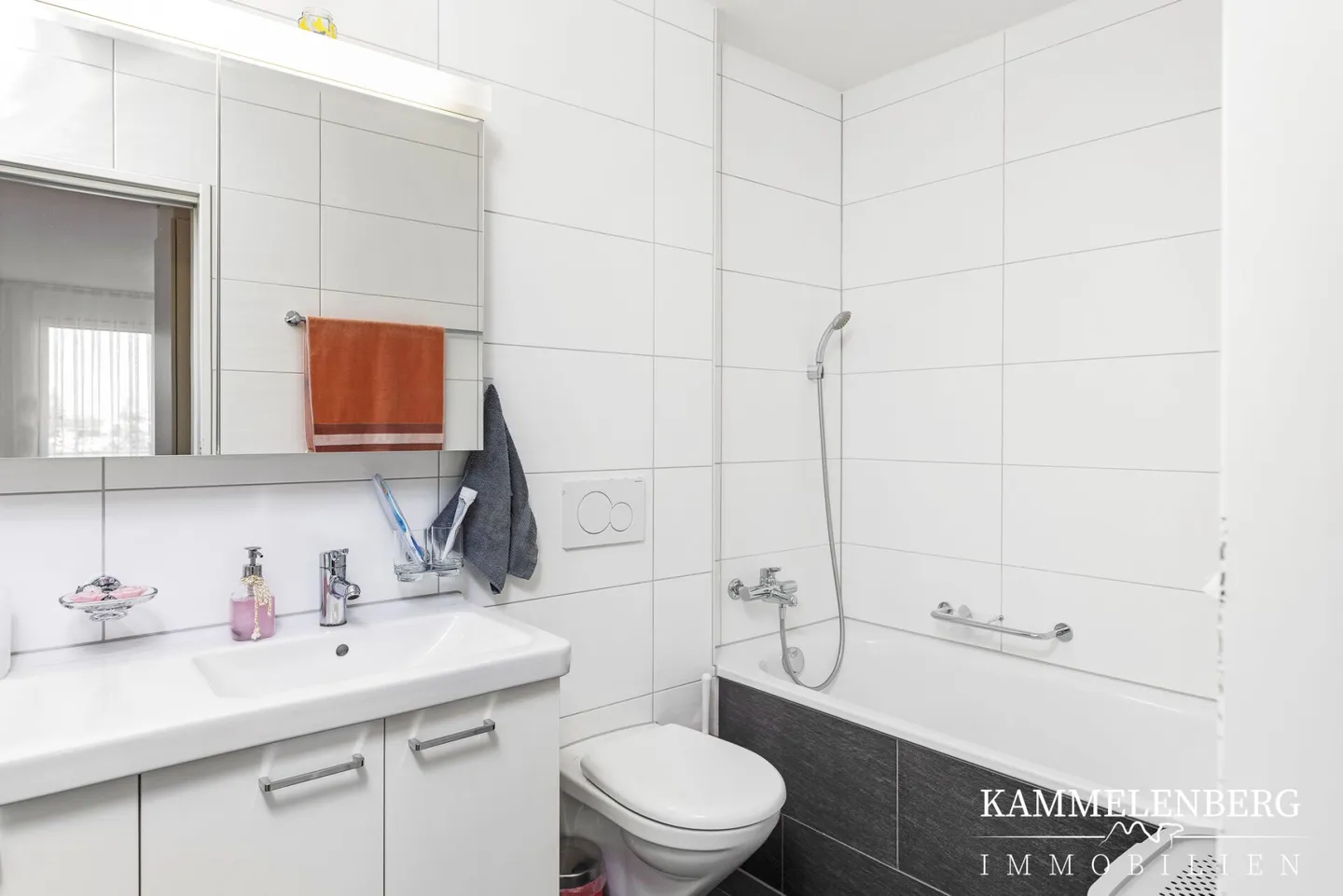 Appartamento ben tenuto di 5,5 stanze con molto spazio - Foto 11 di 28